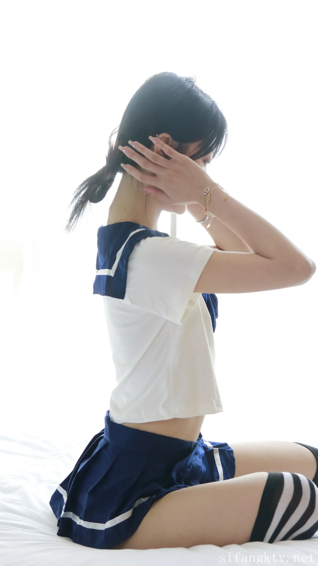 XR-Uncensored-Xie-Xiaocong-R18-XIUREN-Model-Whispers-by-the-window-hotgirl.world-138.webp