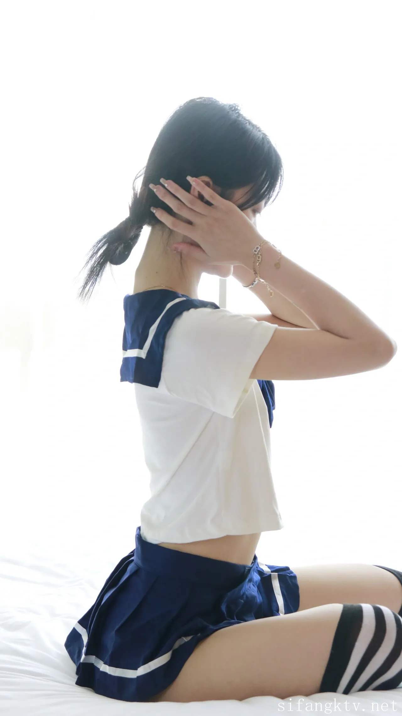 XR-Uncensored-Xie-Xiaocong-R18-XIUREN-Model-Whispers-by-the-window-hotgirl.world-139.webp