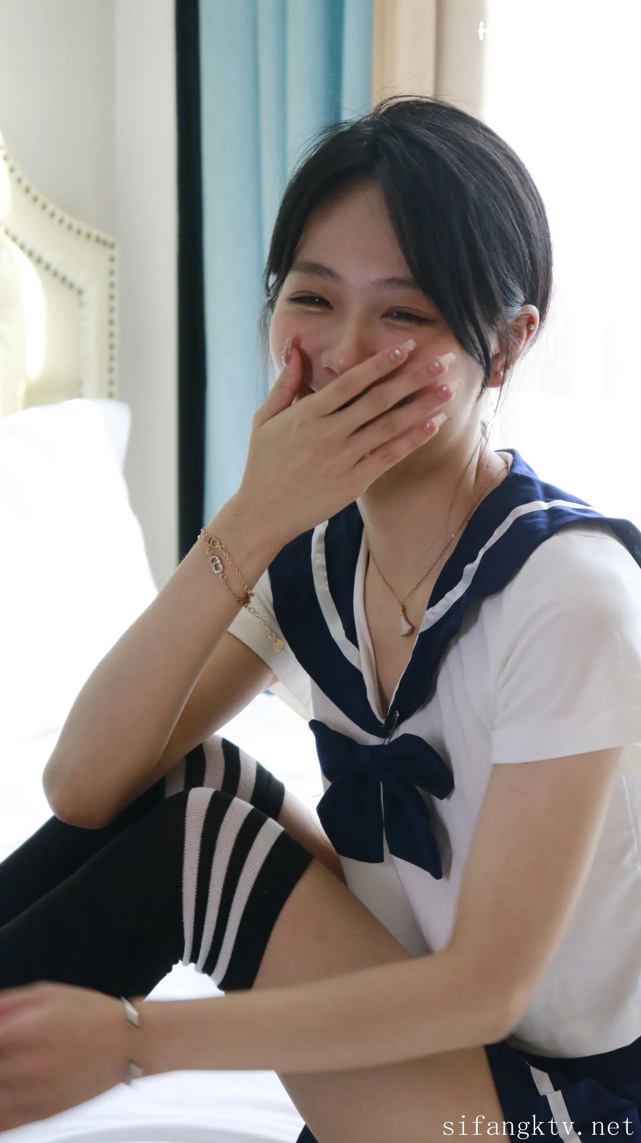 XR-Uncensored-Xie-Xiaocong-R18-XIUREN-Model-Whispers-by-the-window-hotgirl.world-150.webp