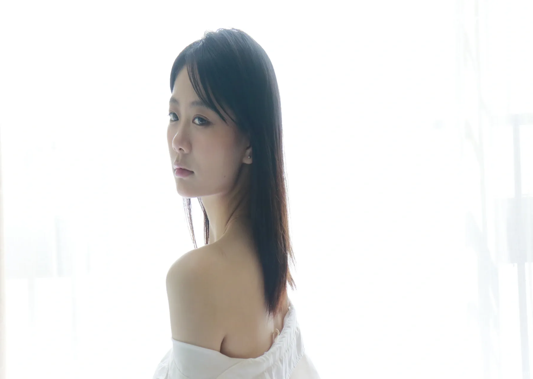 XR-Uncensored-Xie-Xiaocong-R18-XIUREN-Model-Whispers-by-the-window-hotgirl.world-219.webp