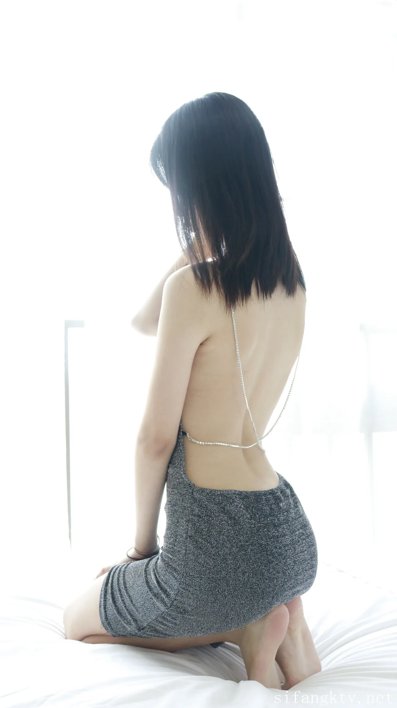 XR-Uncensored-Xie-Xiaocong-R18-XIUREN-Model-Whispers-by-the-window-hotgirl.world-361.webp