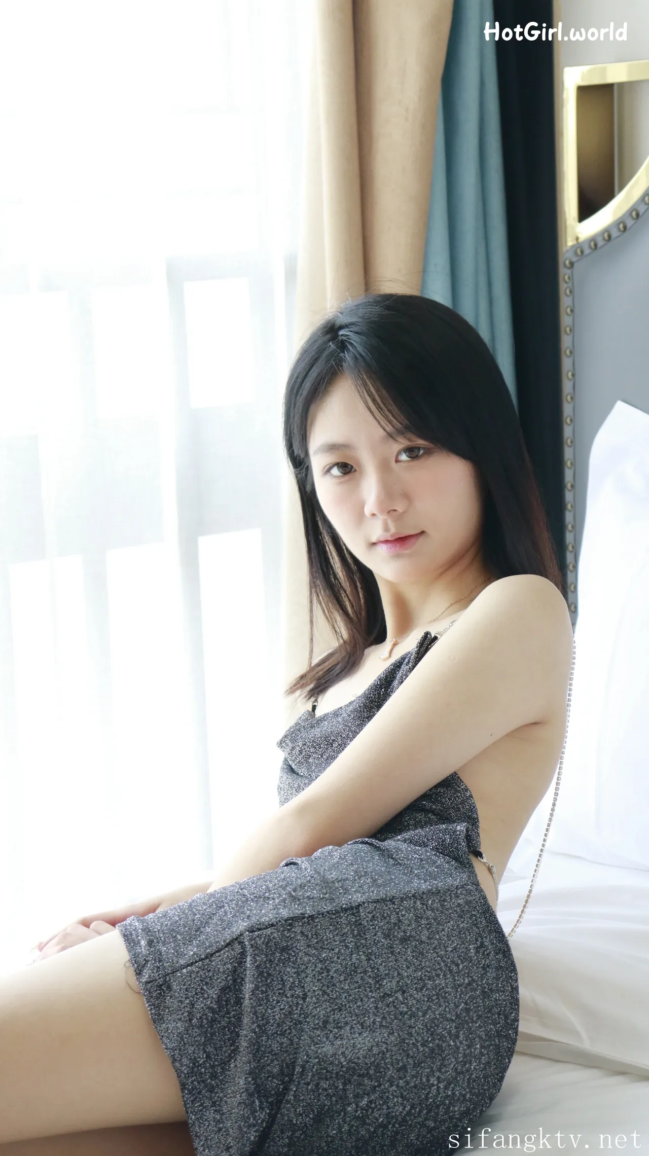 XR-Uncensored-Xie-Xiaocong-R18-XIUREN-Model-Whispers-by-the-window-hotgirl.world-397.webp