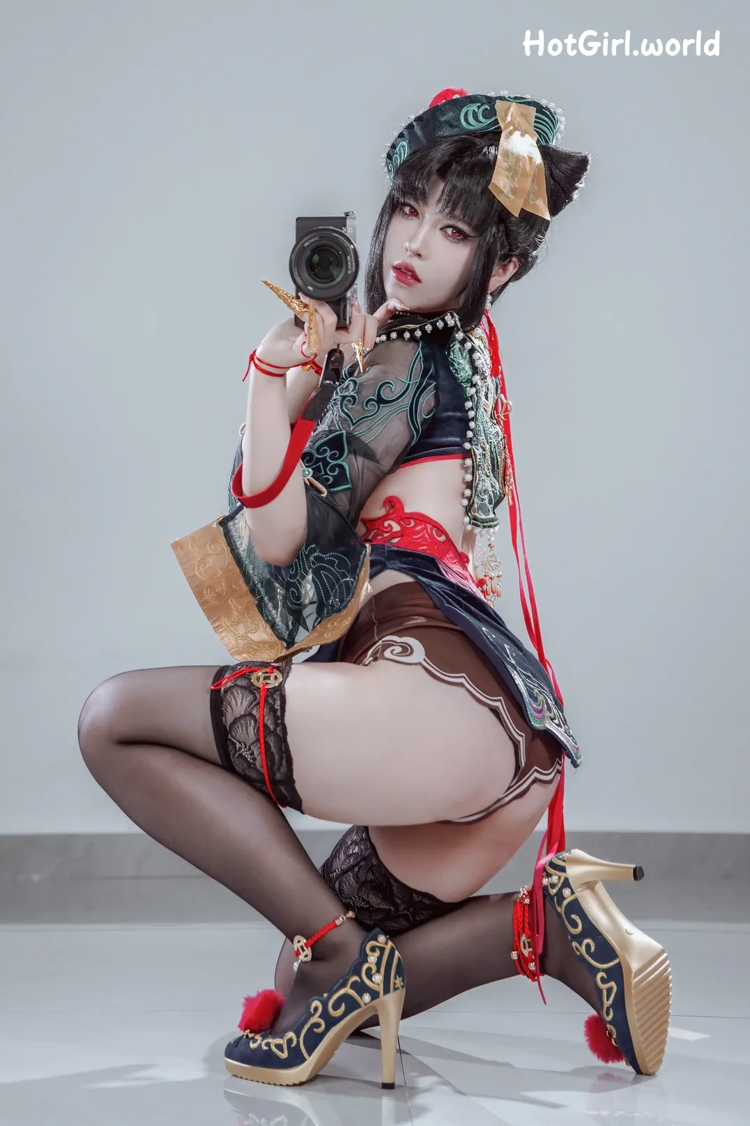 Coser-半半子-玉玲珑僵尸娘