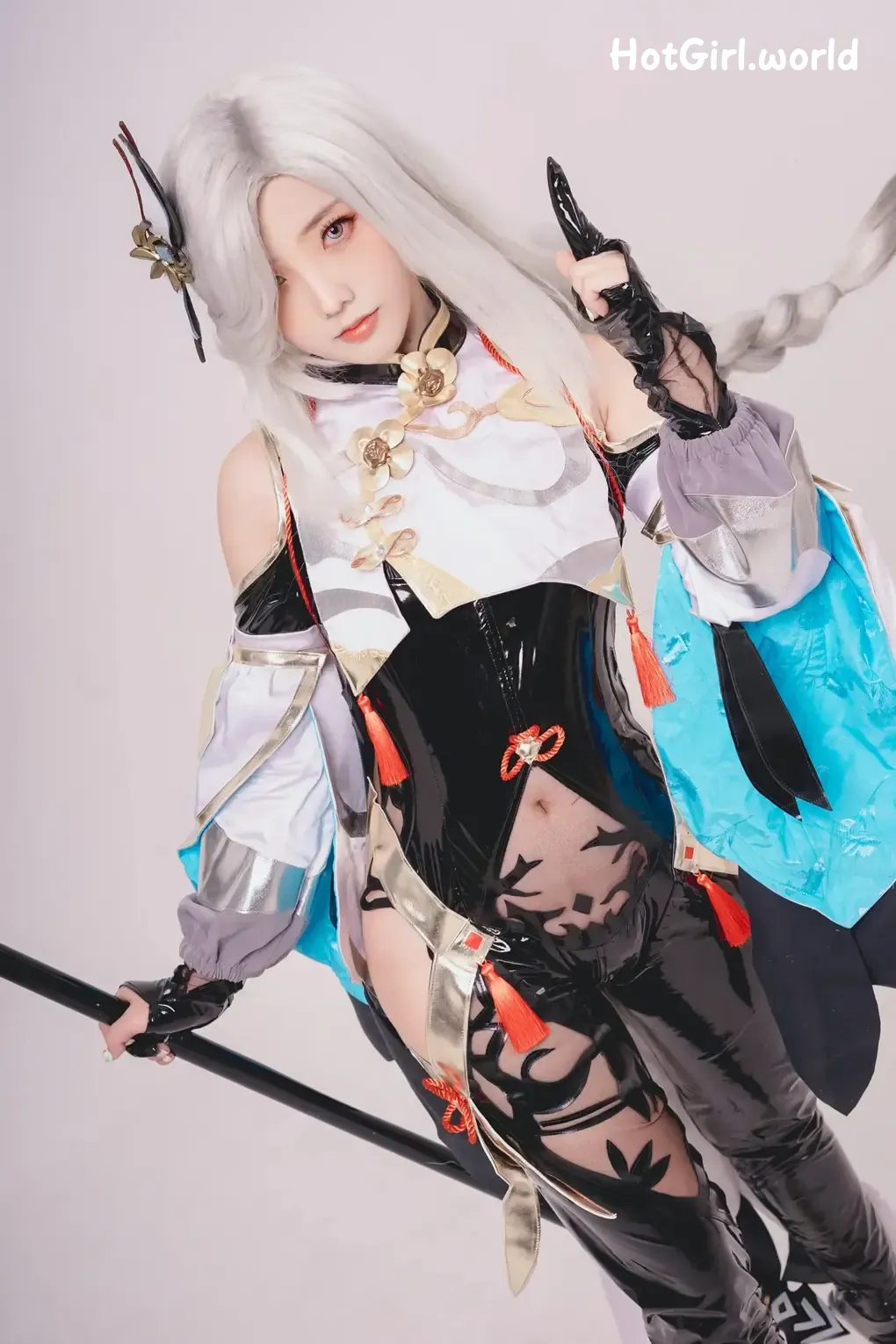 Coser-Messie-Huang-Shenhe-hotgirl.world-001.webp