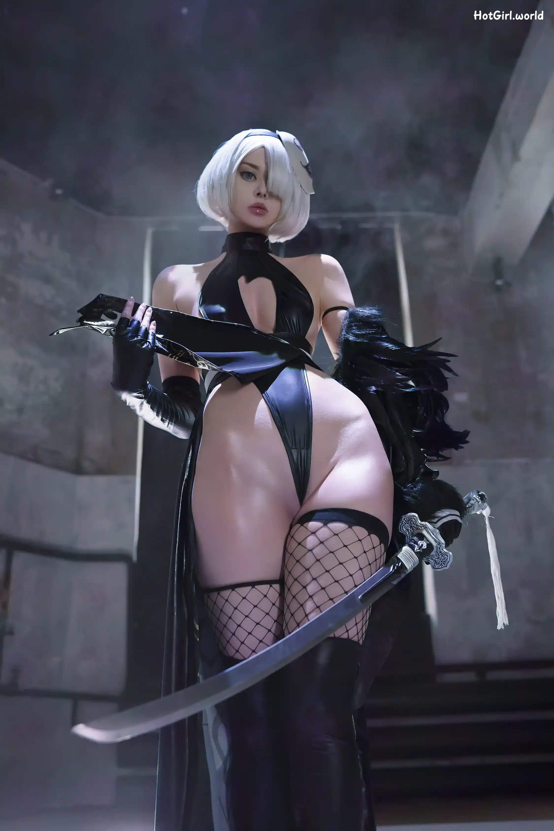Coser-Vinnegal-2B-Kunoichi-hotgirl.world-003.webp