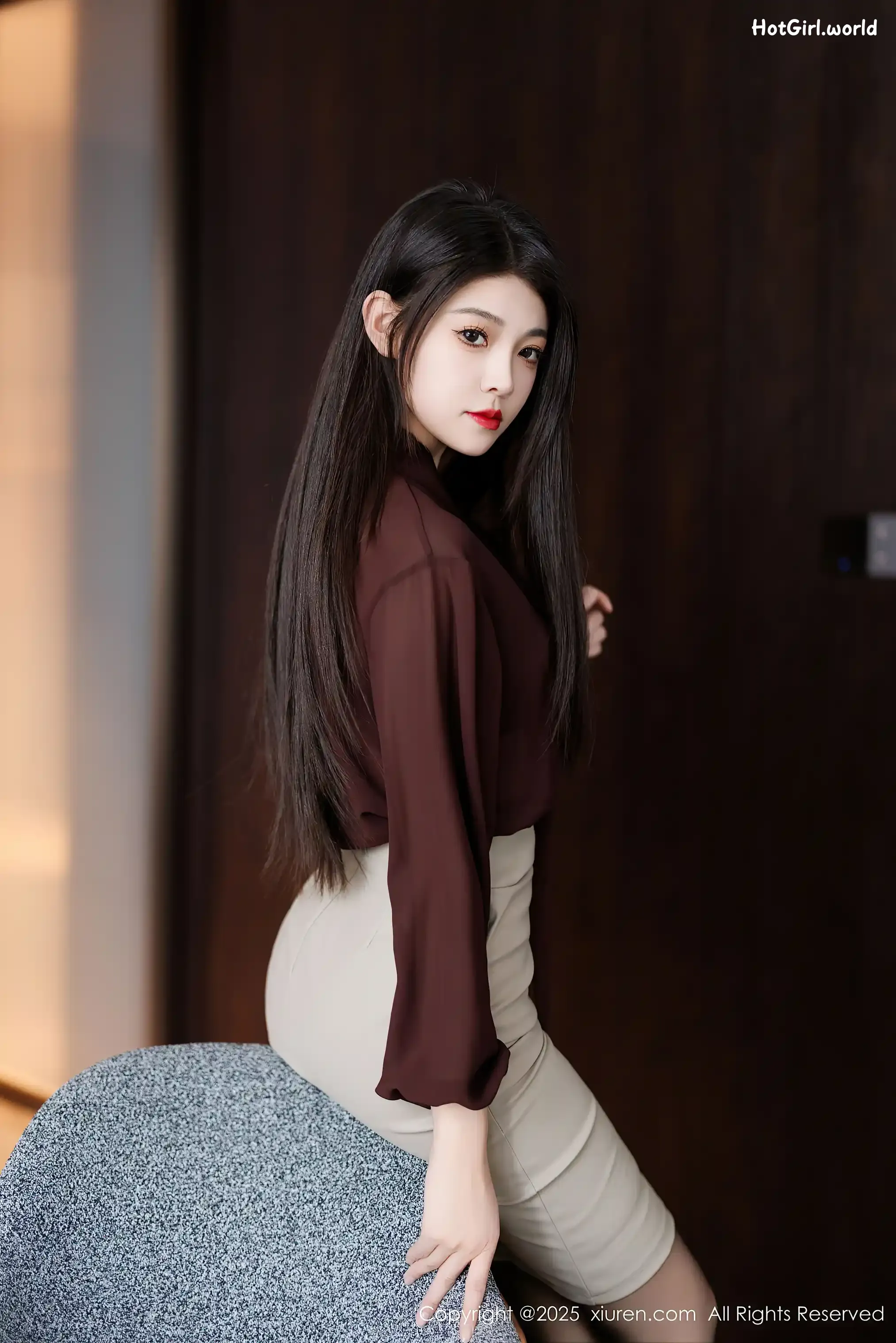 XiuRen秀人网-No.9868-初梦瑶-0014-3165356624_hotgirl.world.webp