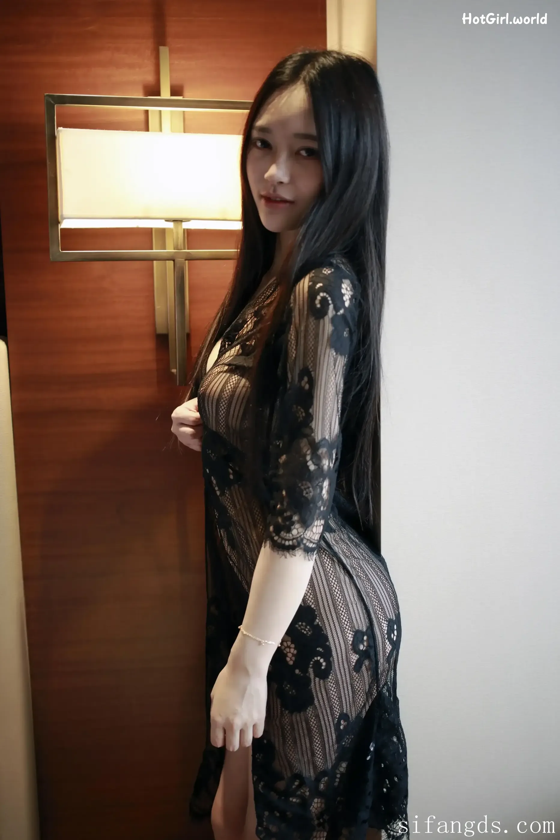 XR-Uncensored-Tang-Qi-Er-Qier-R18-XIUREN-Model-Uncoverable-spring-scenery-hotgirl.world-124.webp