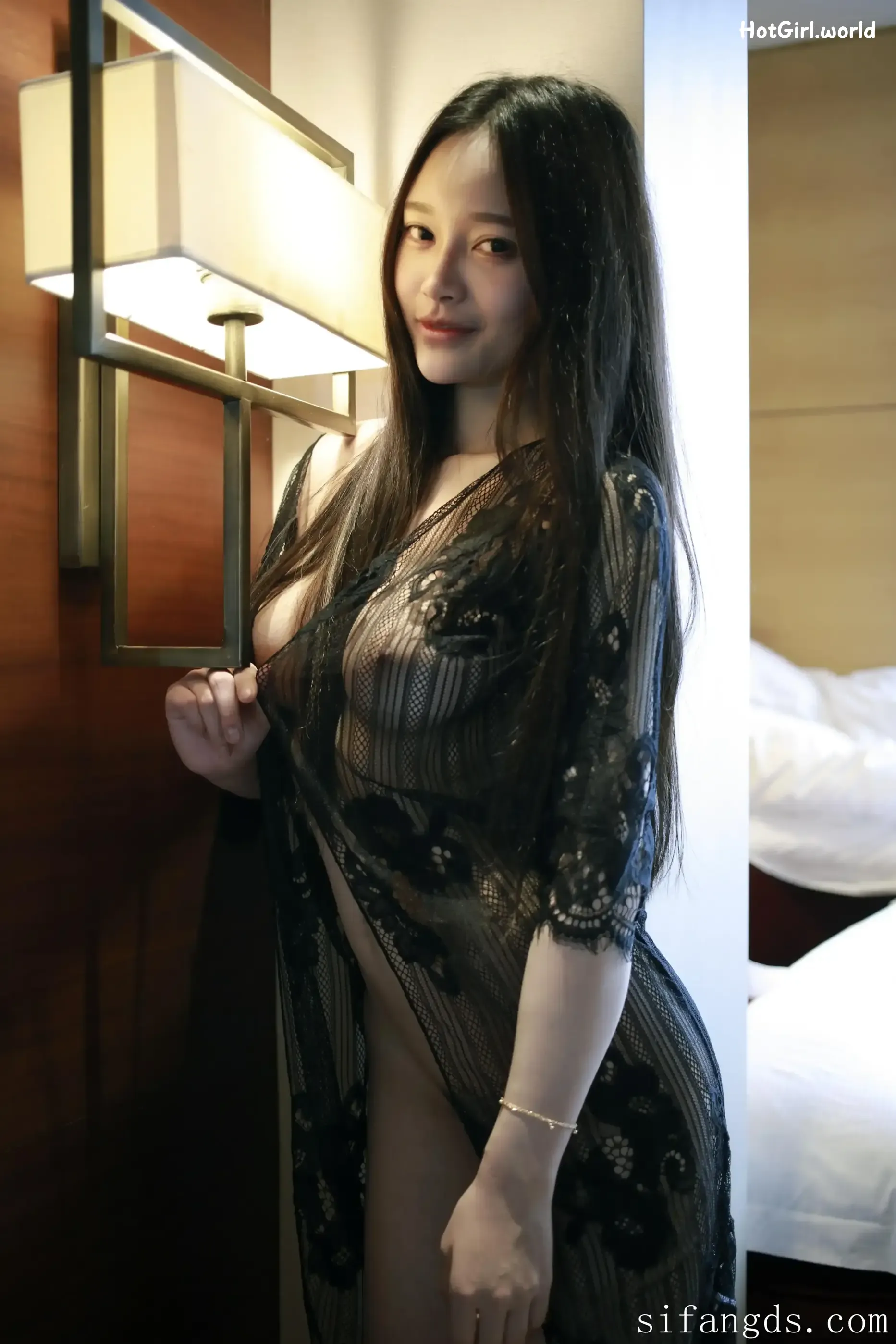 XR-Uncensored-Tang-Qi-Er-Qier-R18-XIUREN-Model-Uncoverable-spring-scenery-hotgirl.world-141.webp