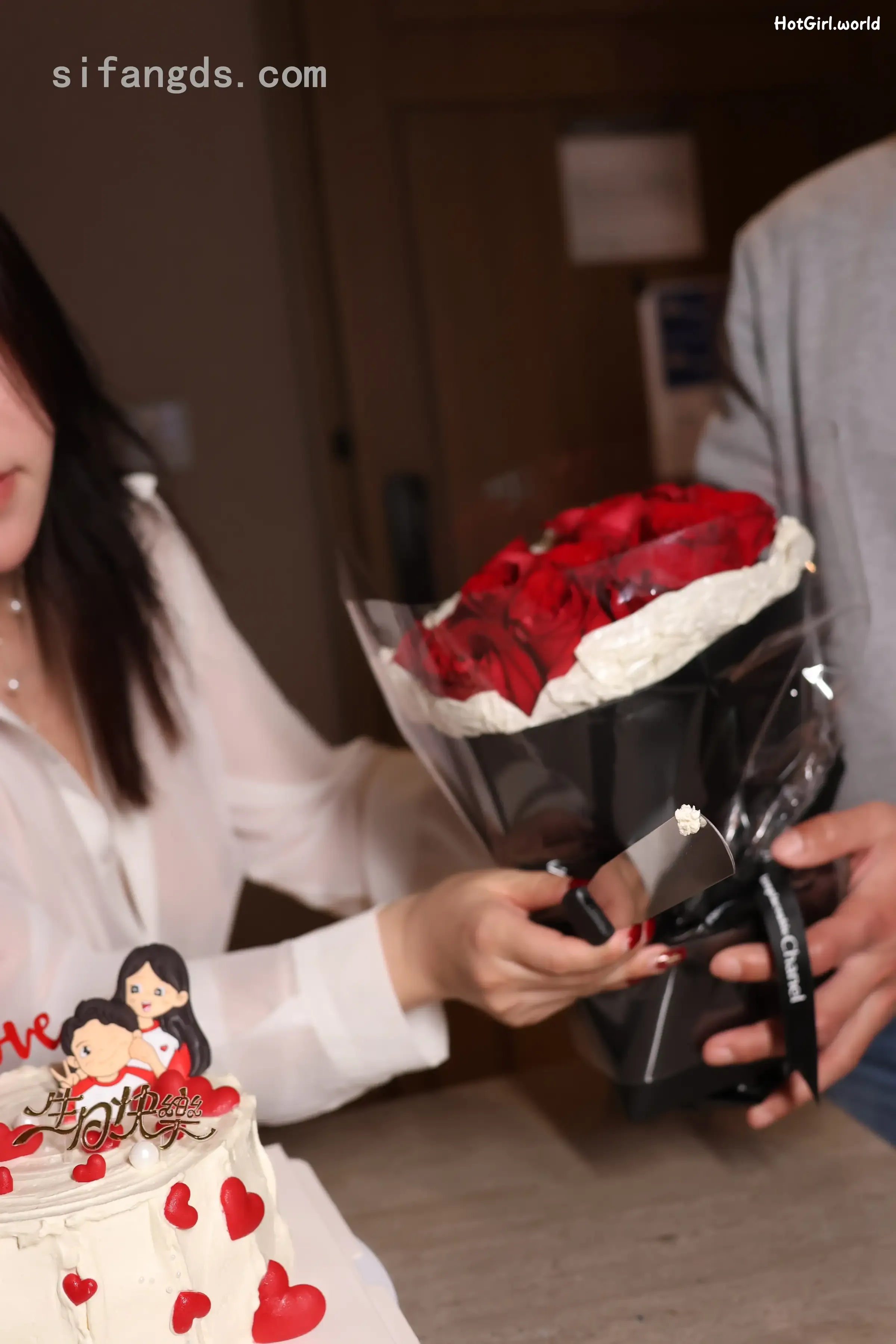 XR-Uncensored-Little-fries-nienie-R18-XIUREN-Model-Wedding-anniversary-hotgirl.world-084.webp