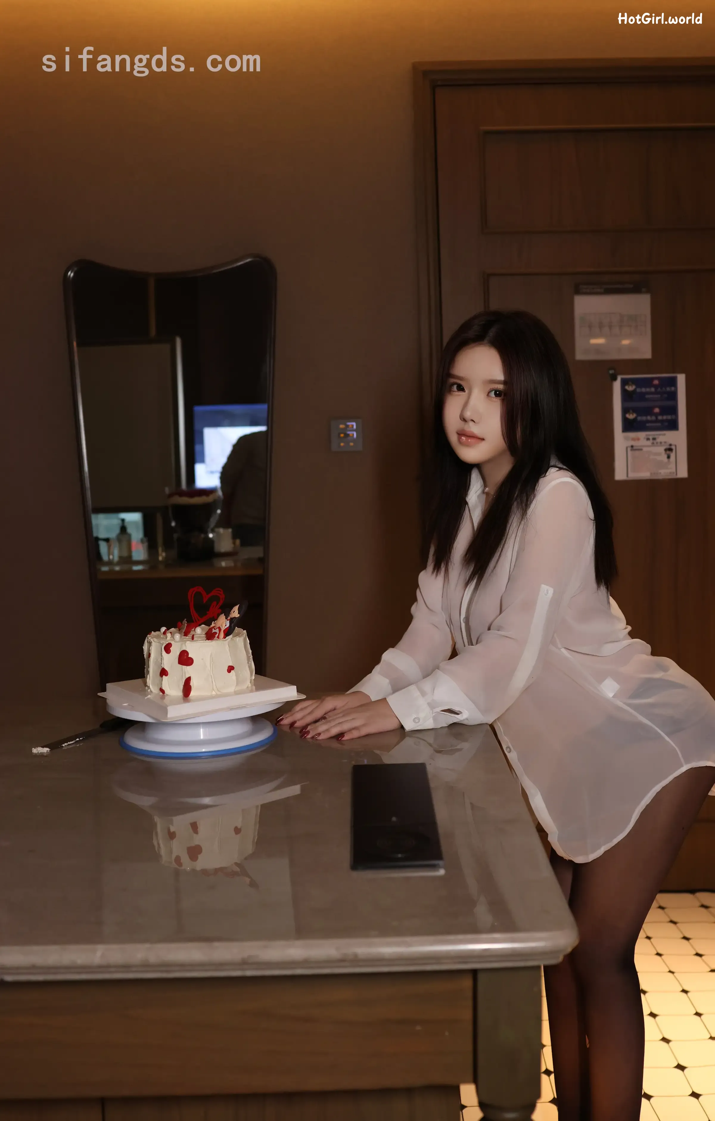 XR-Uncensored-Little-fries-nienie-R18-XIUREN-Model-Wedding-anniversary-hotgirl.world-098.webp