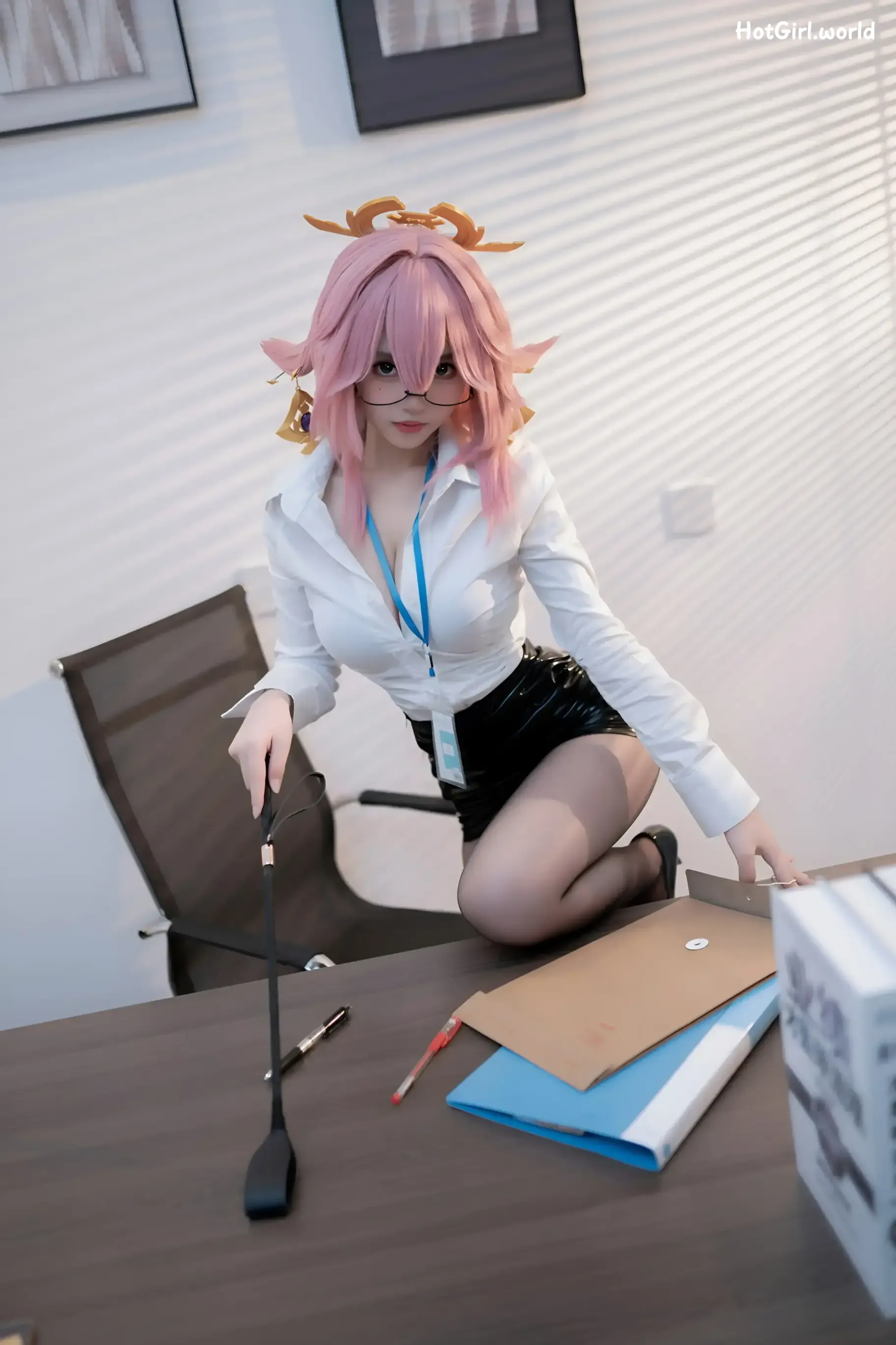 Coser-Bangni-Bonny-interview-hotgirl.world-001.webp