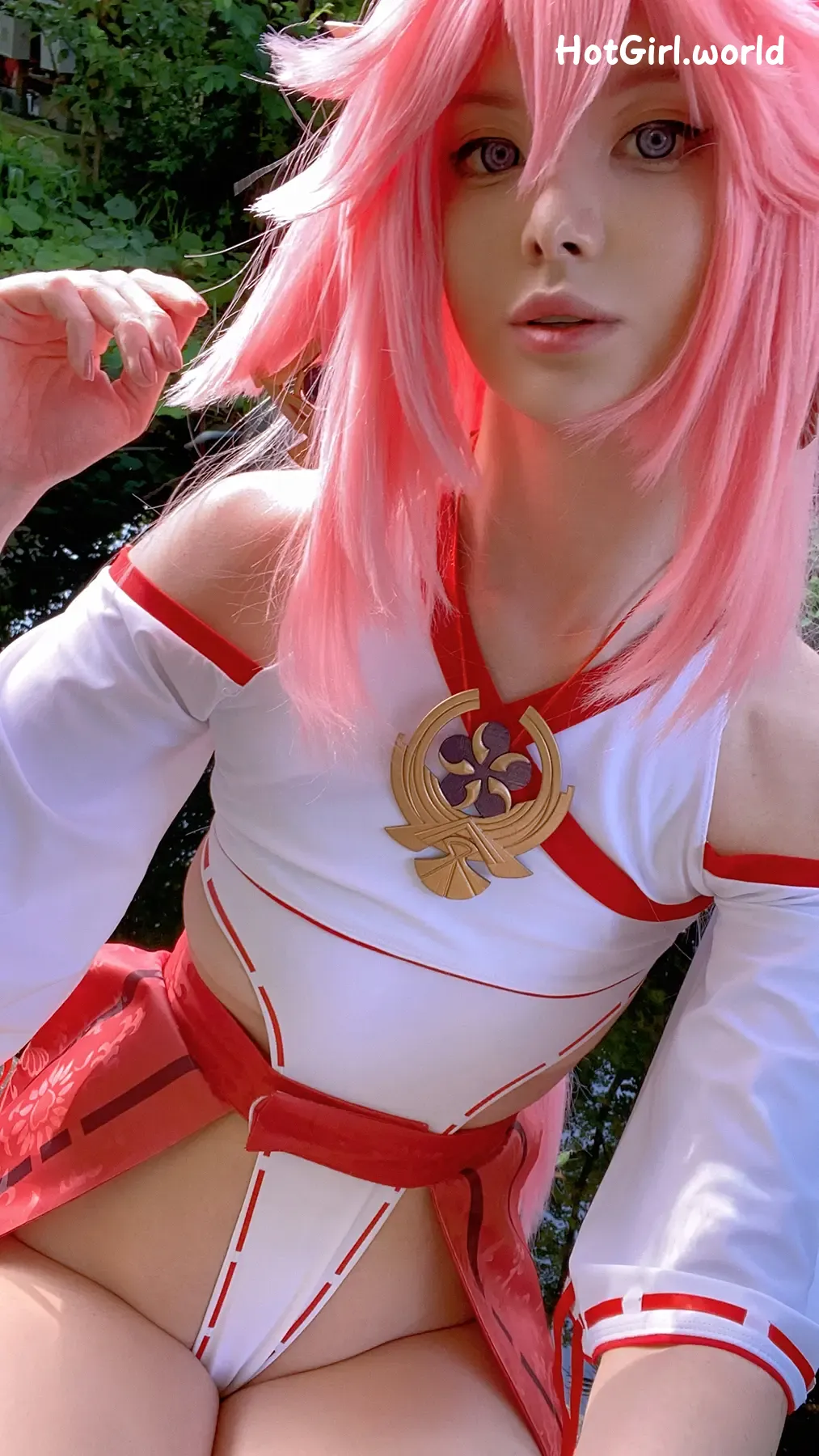 Coser-Vinnegal-YaeMiko-hotgirl.world-127.webp