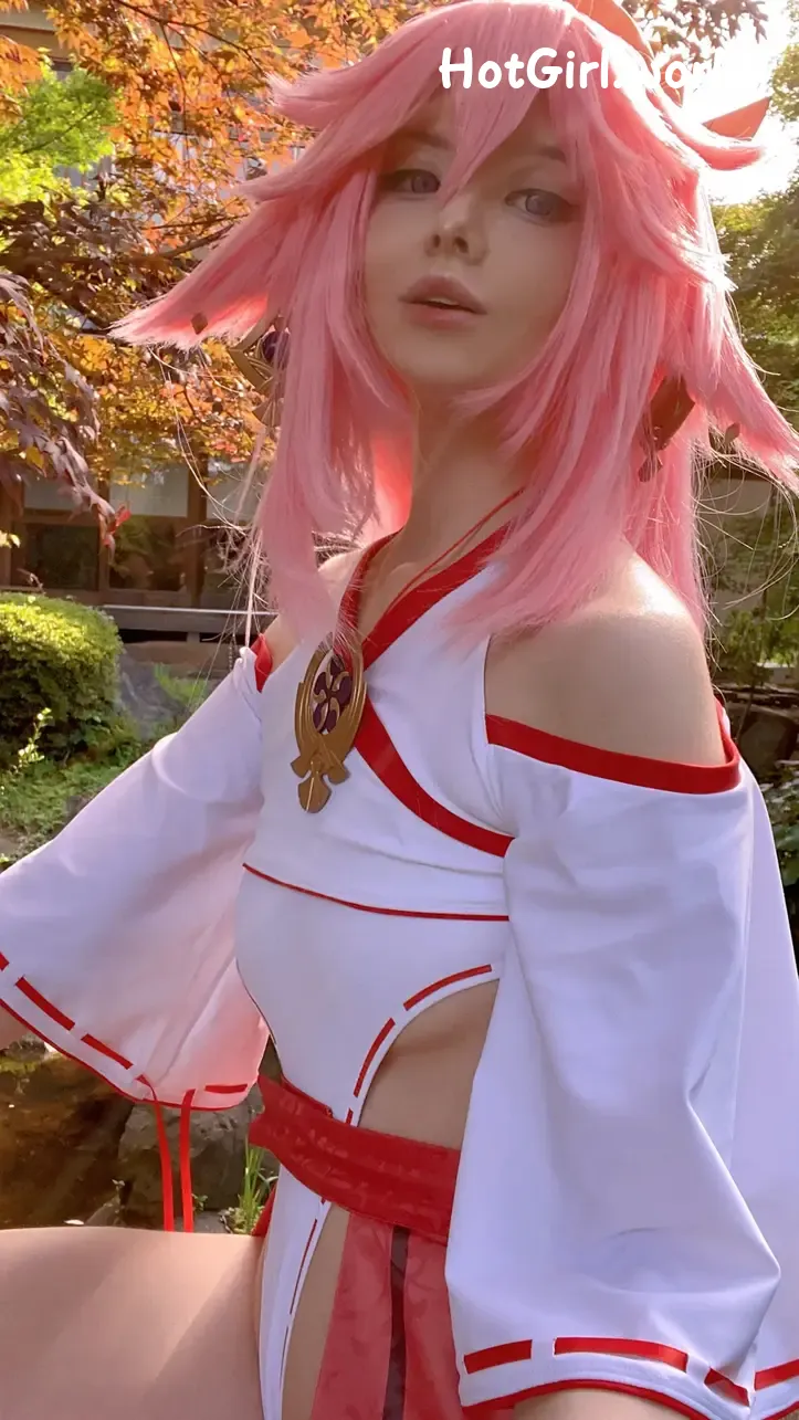 Coser-Vinnegal-YaeMiko-hotgirl.world-134.webp