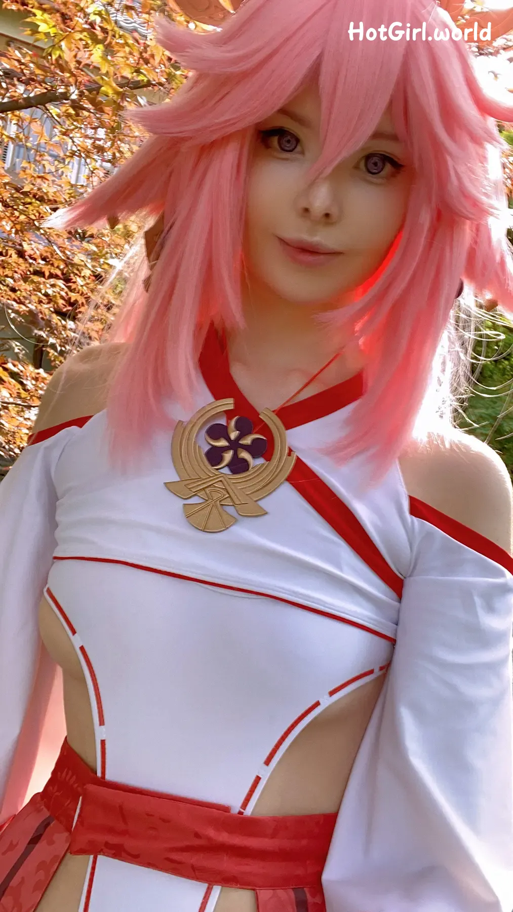 Coser-Vinnegal-YaeMiko-hotgirl.world-136.webp