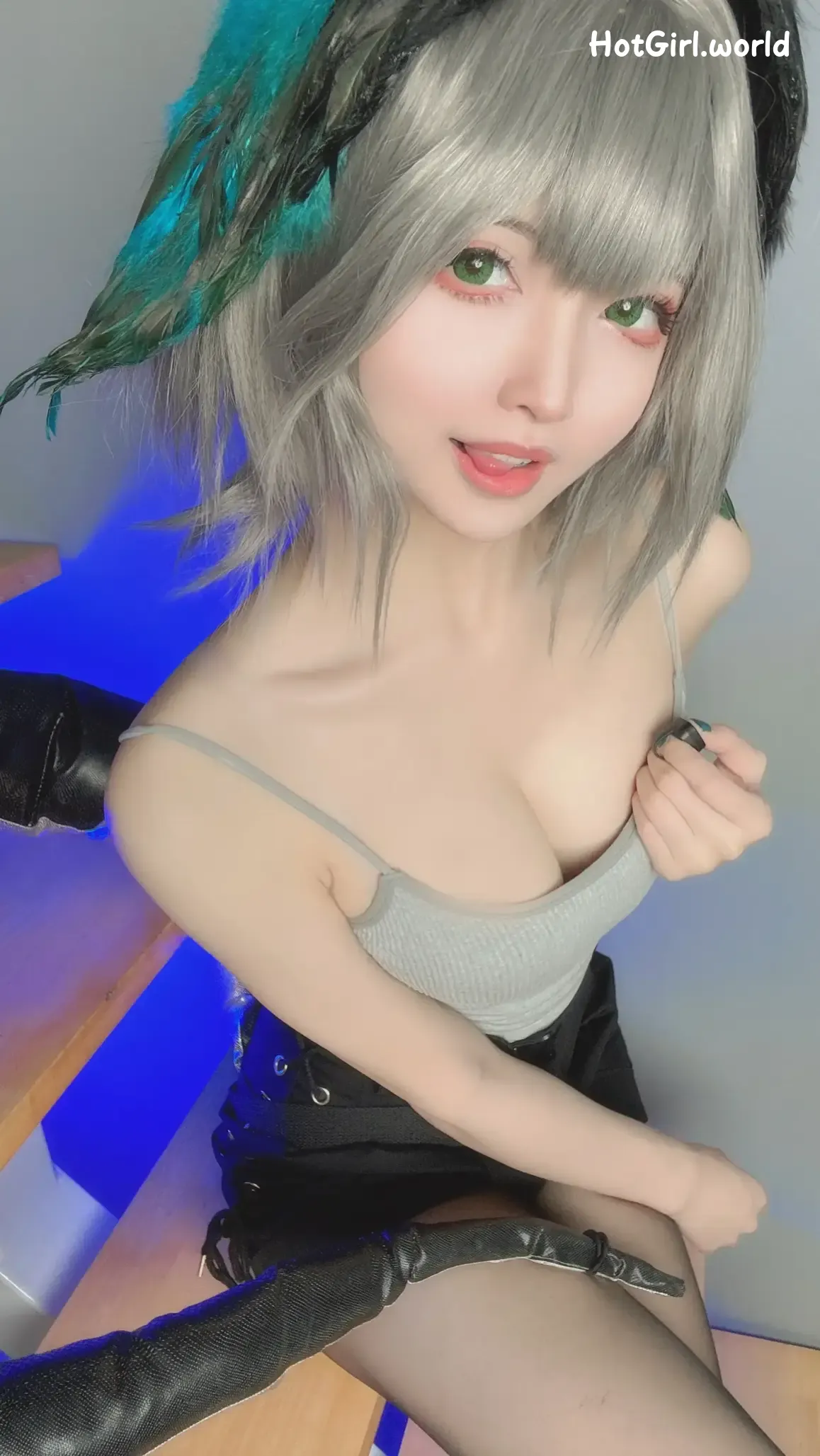 Coser-Yamazaki-Reina-Aknaiz-Hallhay-vertical-sweater-hotgirl.world-088.webp