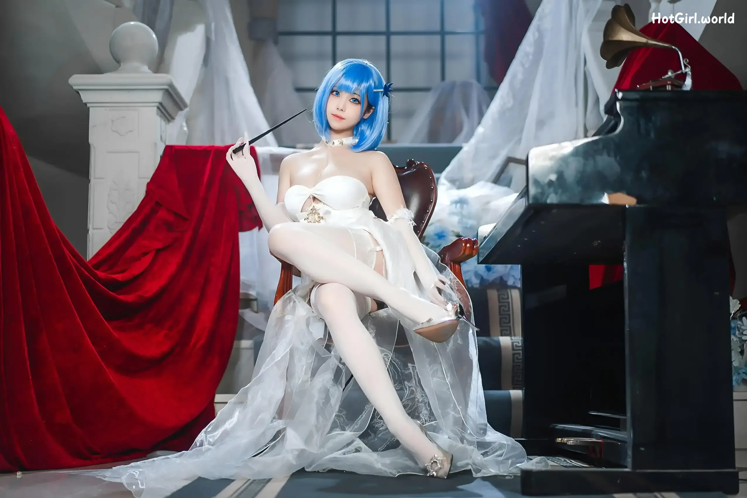 Coser-Honey-Cat-Fur-Azur-Blue-Route-Chabayev-White-Cavalry-hotgirl.world-003.webp