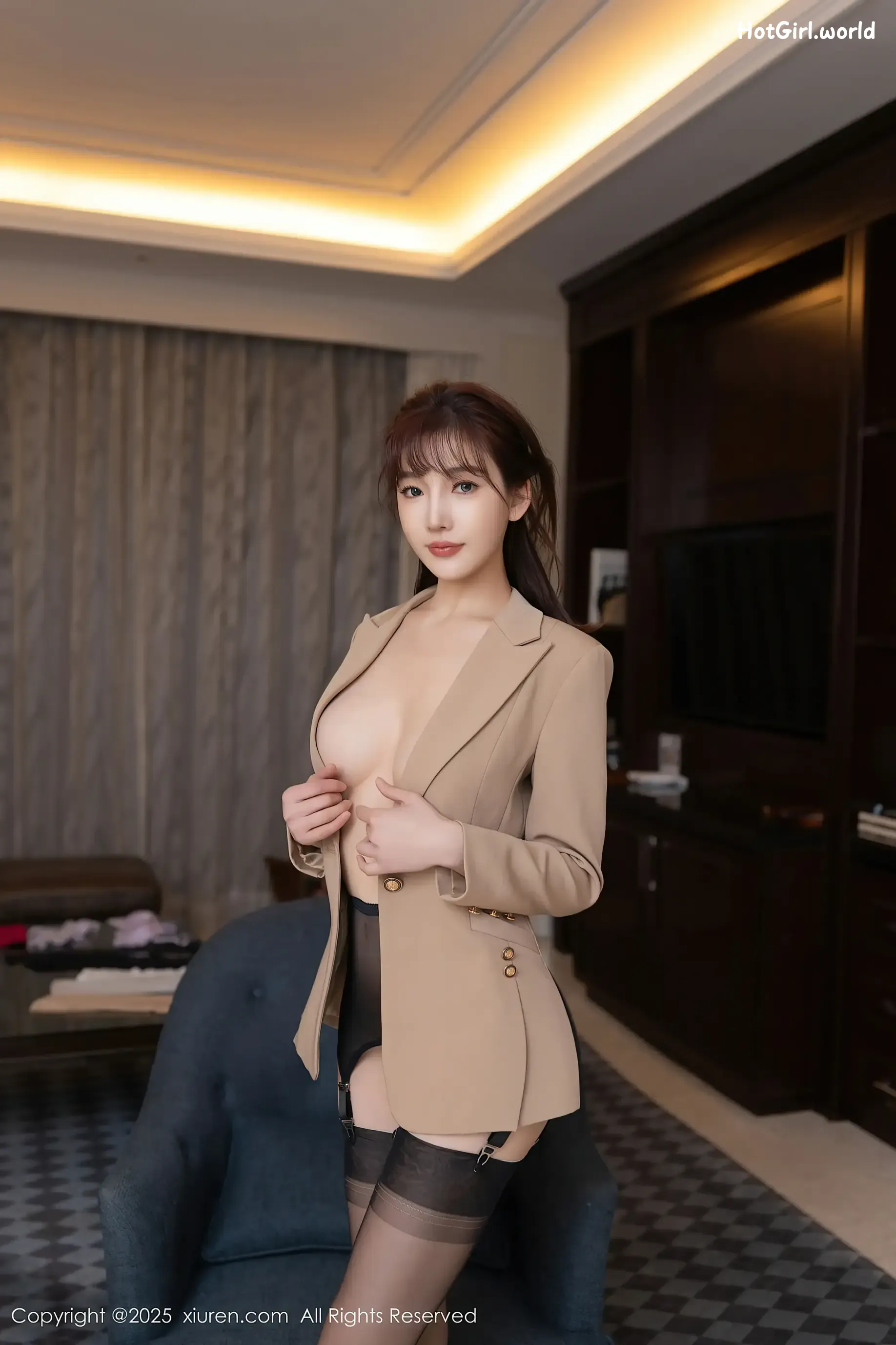 XiuRen秀人网-No.9881-陆萱萱-0069-1129580007_hotgirl.world.webp