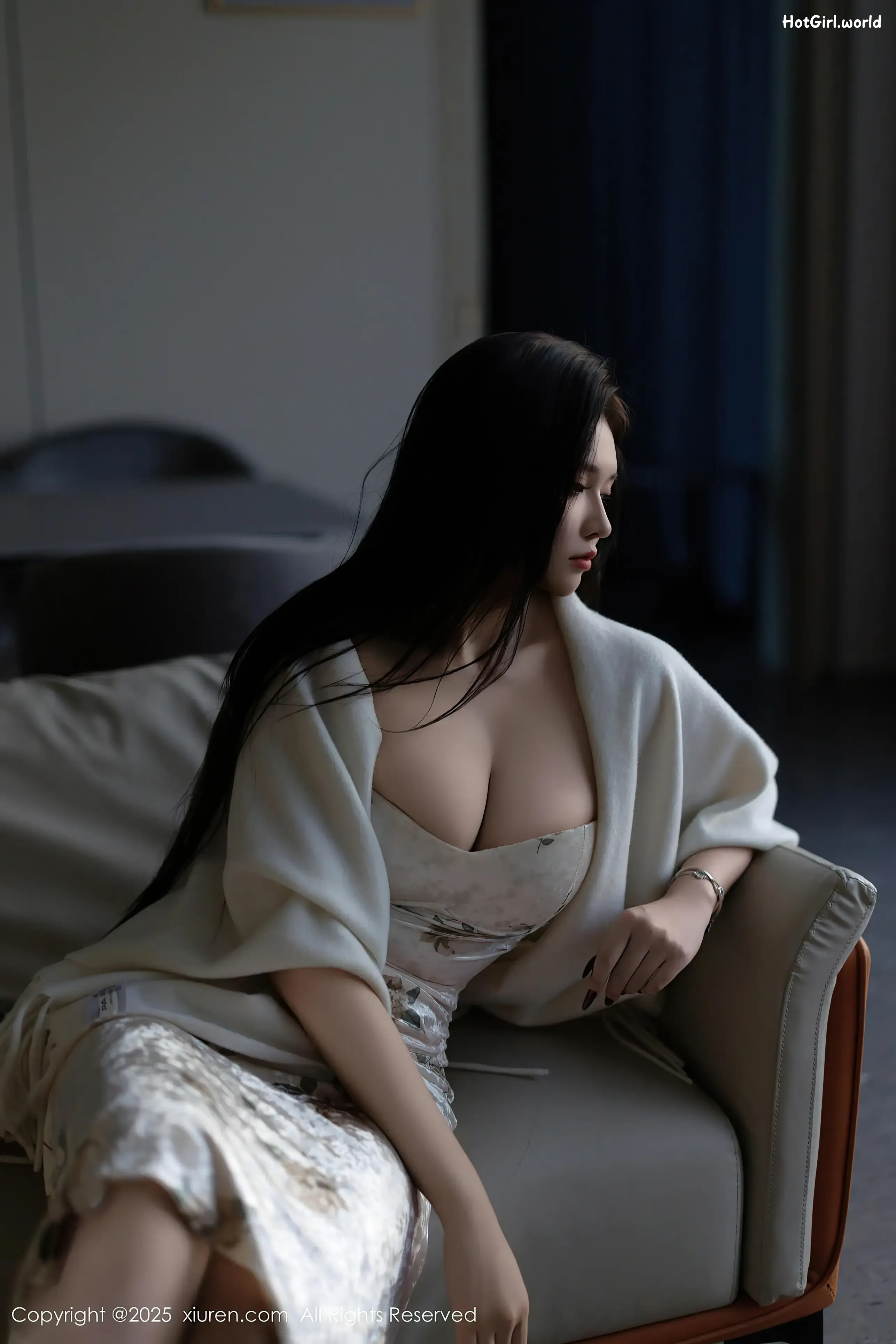 XiuRen秀人网-No.9899-娜比-0002-2365972223_hotgirl.world.webp