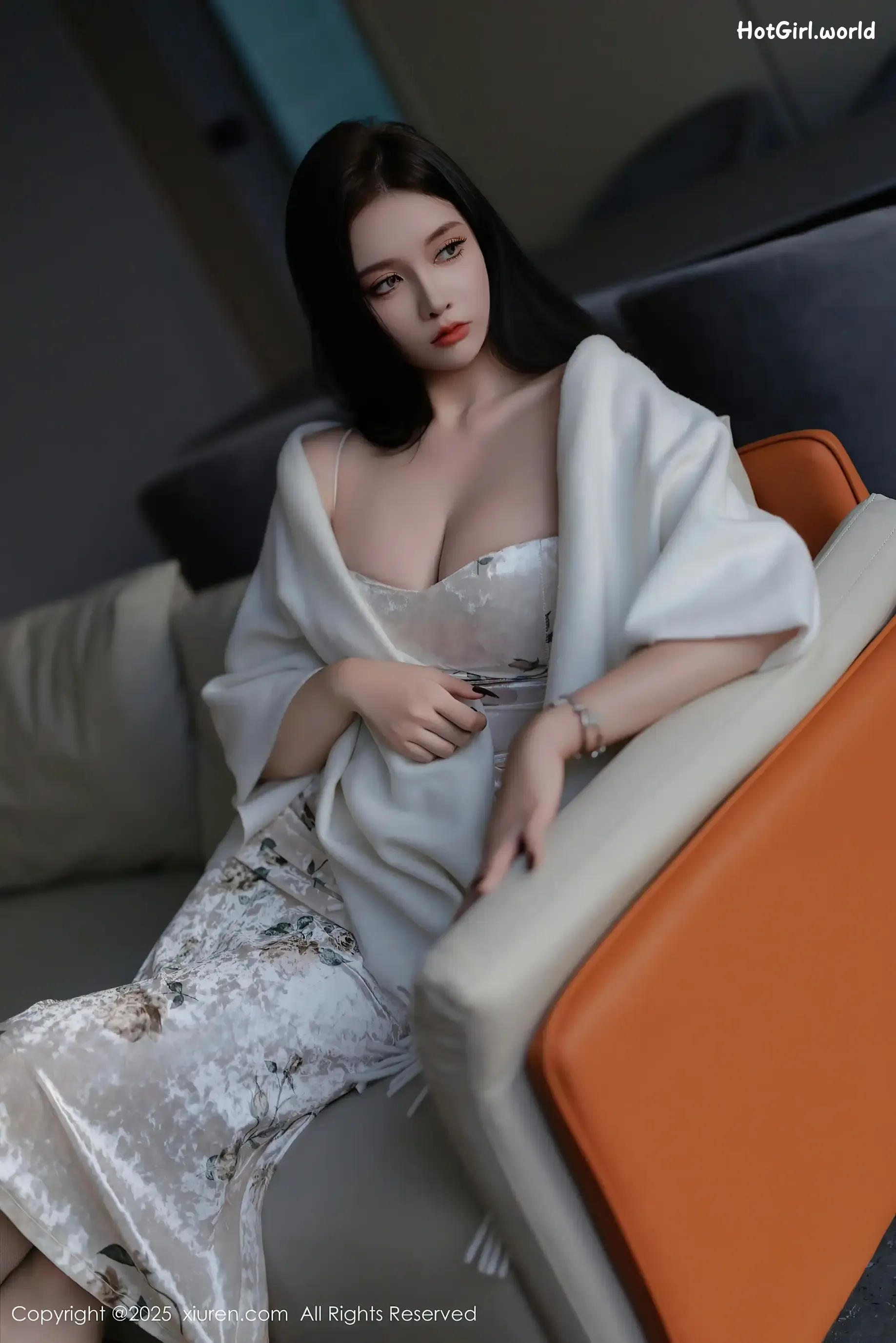 XiuRen秀人网-No.9899-娜比-0006-7177635771_hotgirl.world.webp