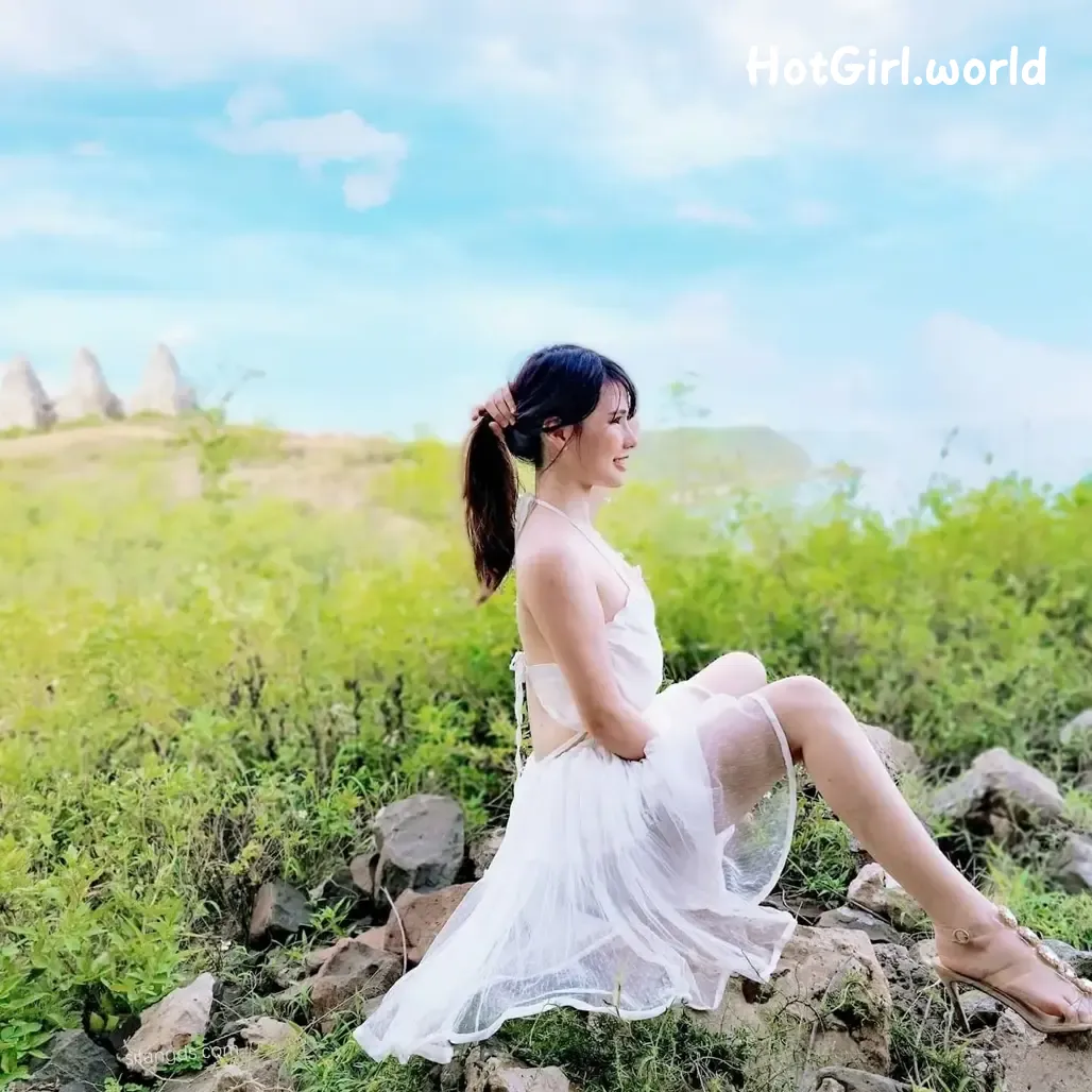 papaqie-OF-IG-G-zhao-bei-nv-you-gong-zhang-nong-hotgirl.world-090.webp