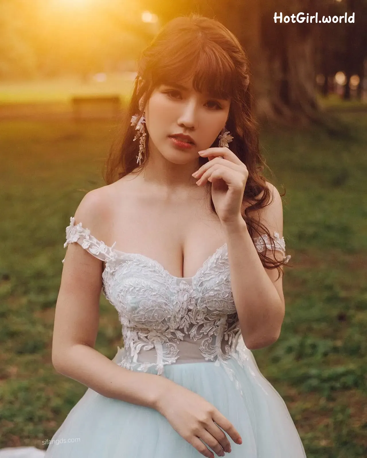 papaqie-OF-IG-G-zhao-bei-nv-you-gong-zhang-nong-hotgirl.world-178.webp