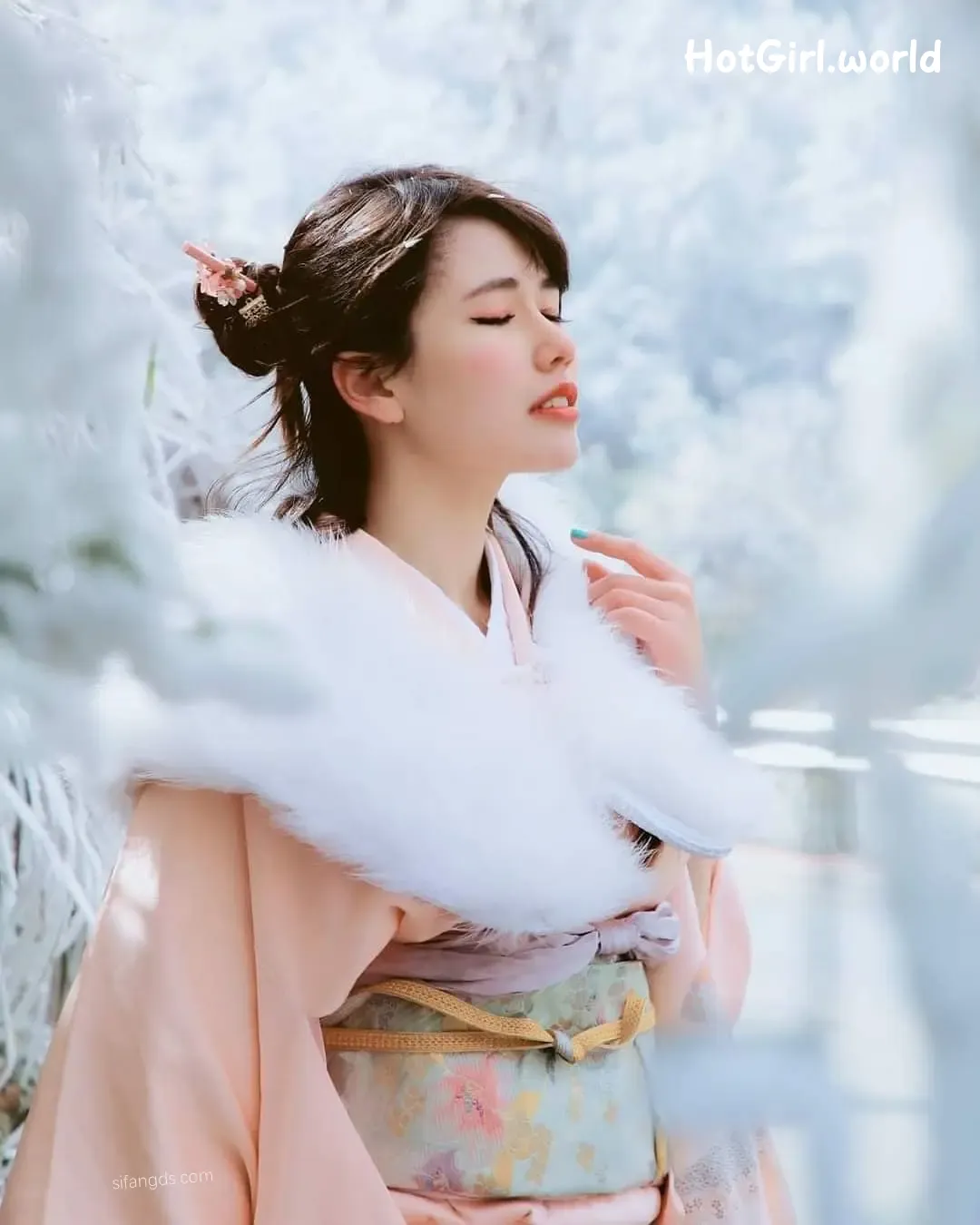 papaqie-OF-IG-G-zhao-bei-nv-you-gong-zhang-nong-hotgirl.world-219.webp