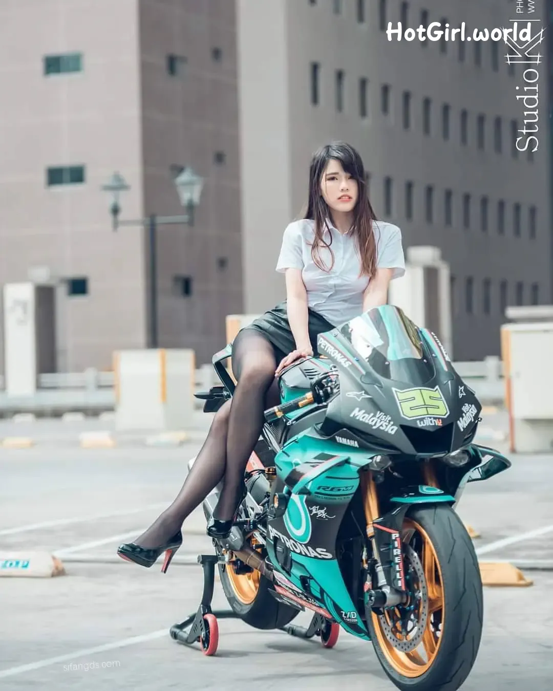 papaqie-OF-IG-G-zhao-bei-nv-you-gong-zhang-nong-hotgirl.world-250.webp