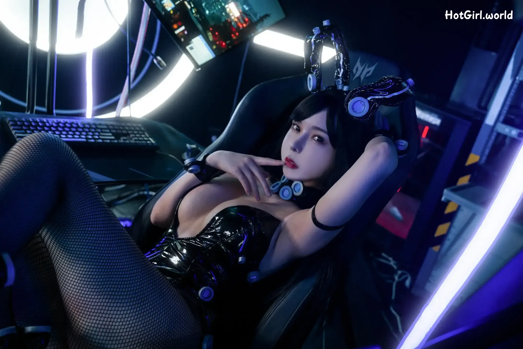 Cosplay-Amazon-Catfish-Killing-the-City-Xiaping-Linghua-Bunny-Girl-hotgirl.world-005.webp