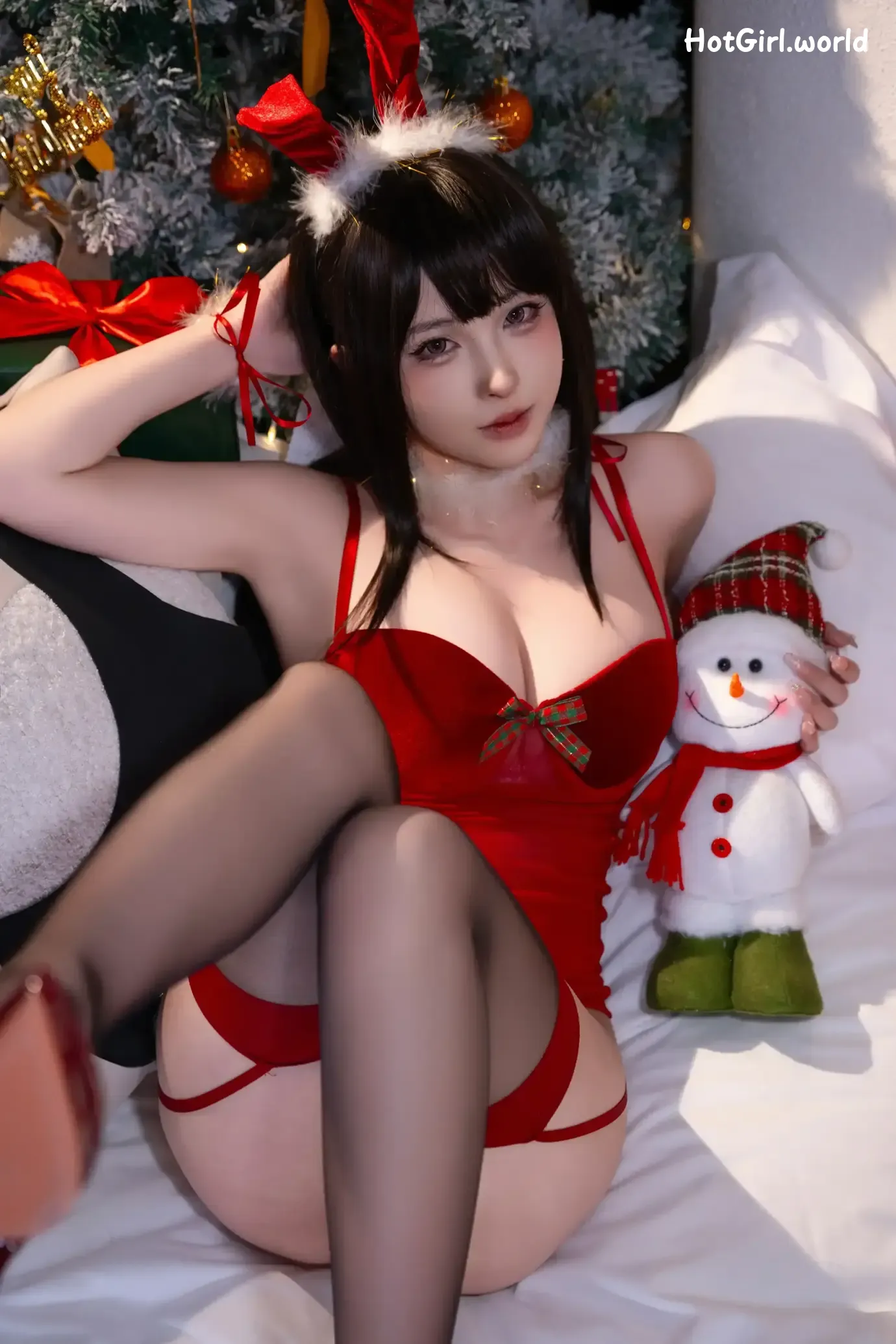Cosplay-Shimizu-Yuno-Christmas-Special-hotgirl.world-002.webp