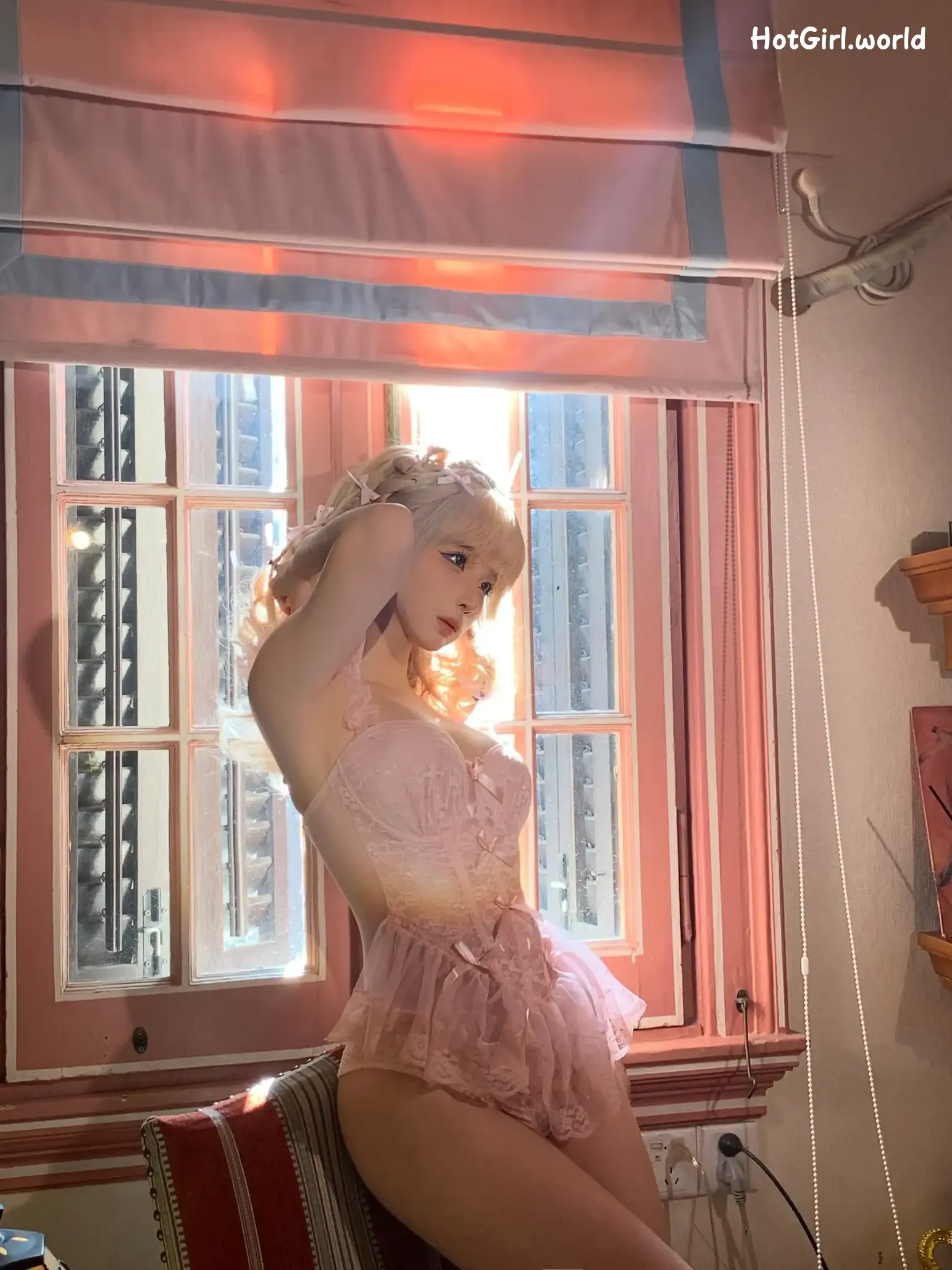 Cosplay-chunmomo-Blonde-bow-hotgirl.world-082.webp