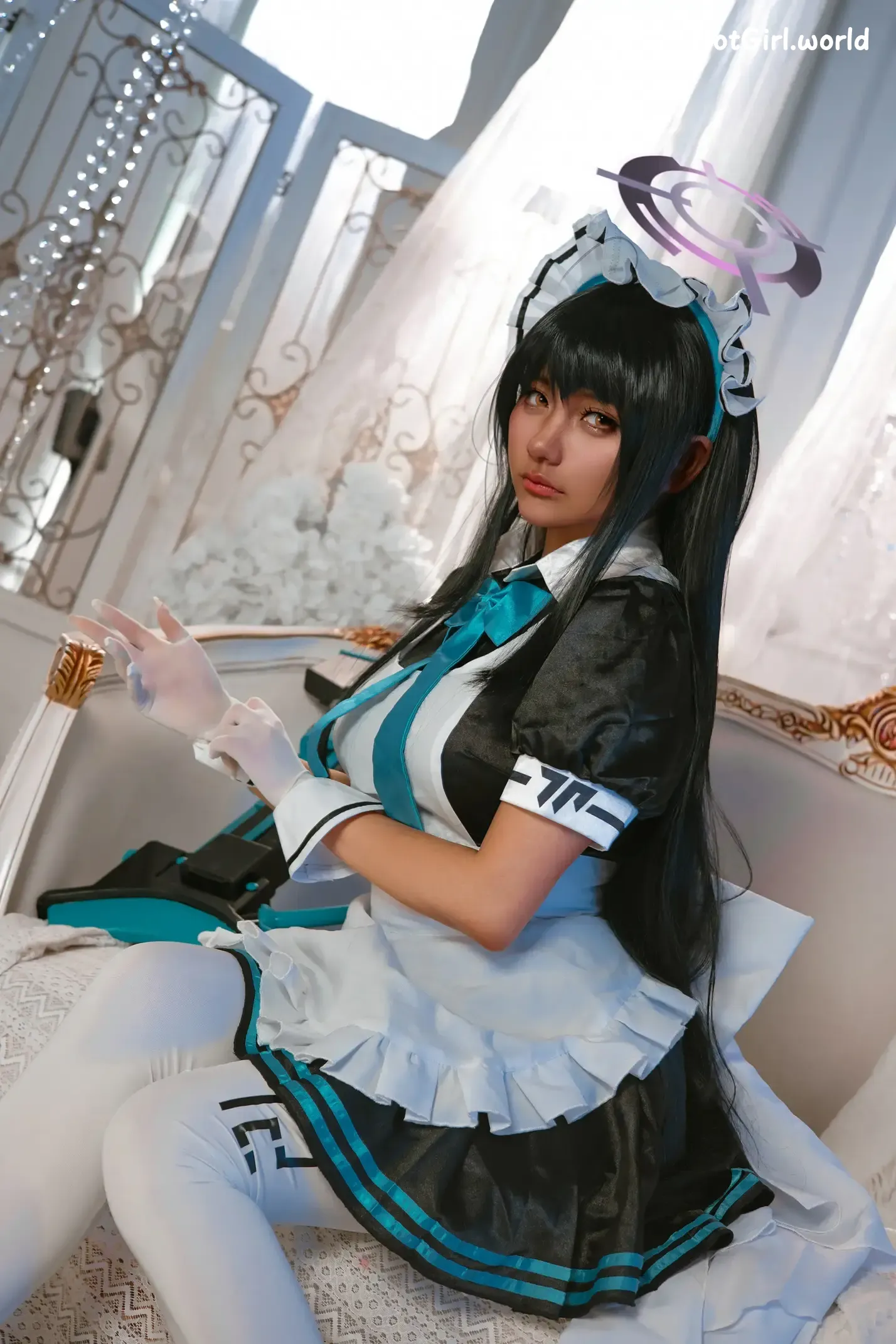 Cosplay-Yibei-is-a-bear-Hua-Linyuan-True-Love-Version-hotgirl.world-002.webp