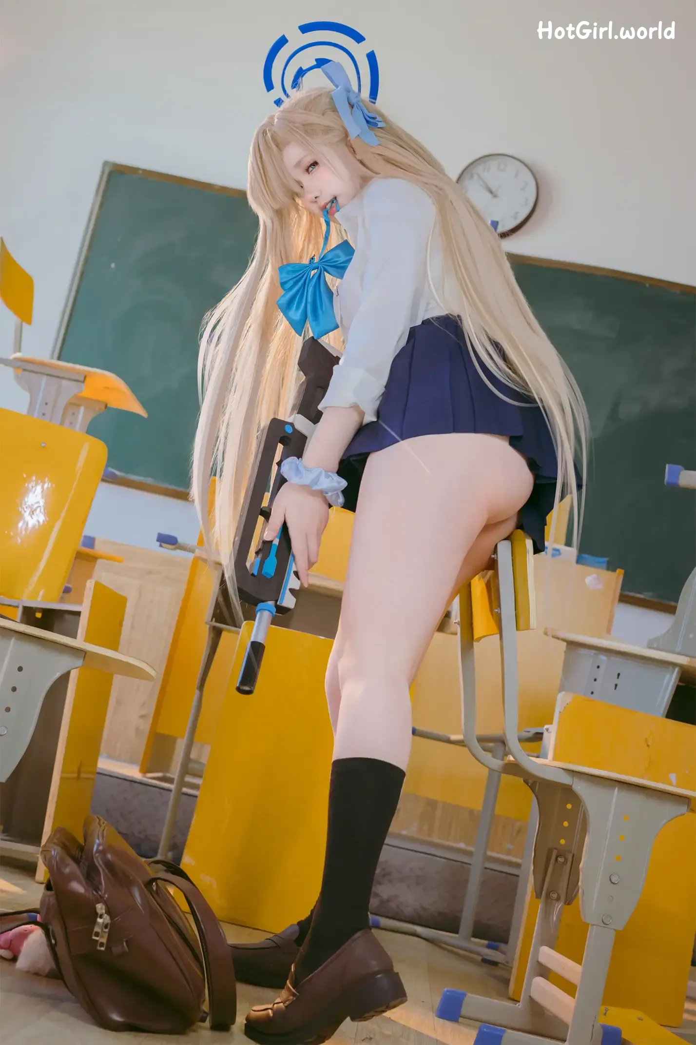 Cosplay-Yibei-is-a-bear-Hua-Linyuan-True-Love-Version-hotgirl.world-085.webp