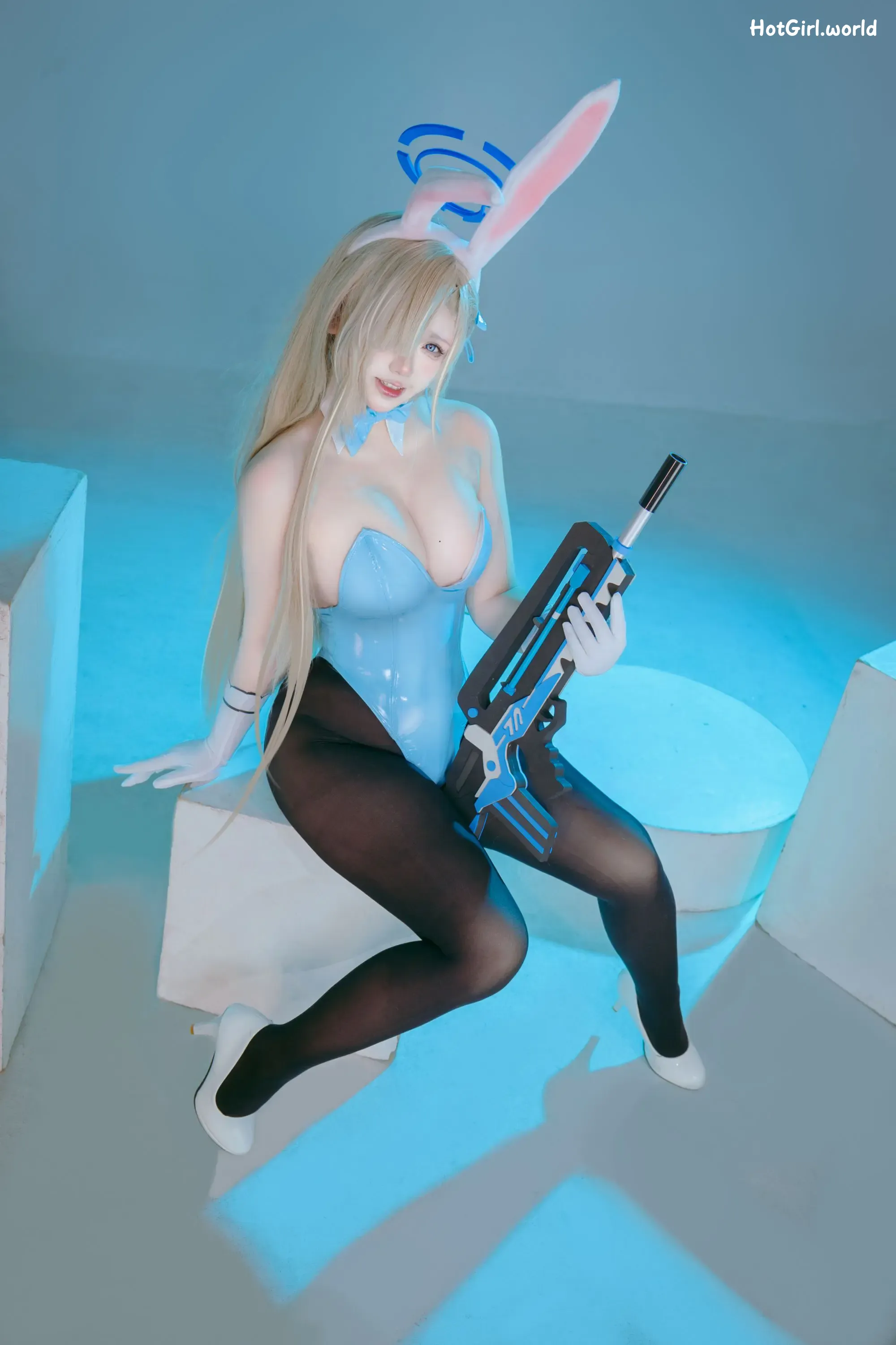 Cosplay-Yibei-is-a-bear-Hua-Linyuan-True-Love-Version-hotgirl.world-088.webp