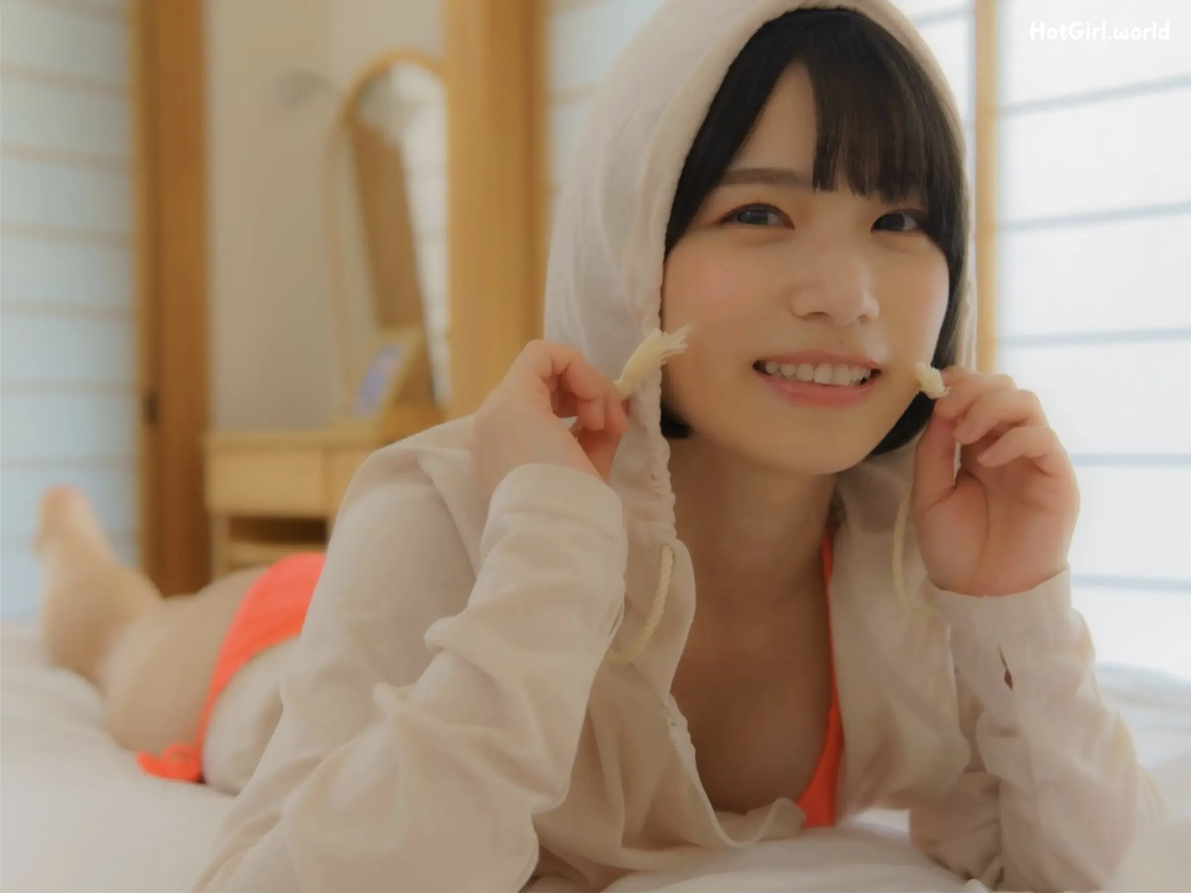Japanese-Idol-Riina-Murakami-Fetish-Photobook-I-Want-to-Become-Knee-High-Socks-Entertainment-Channel-hotgirl.world-004.webp