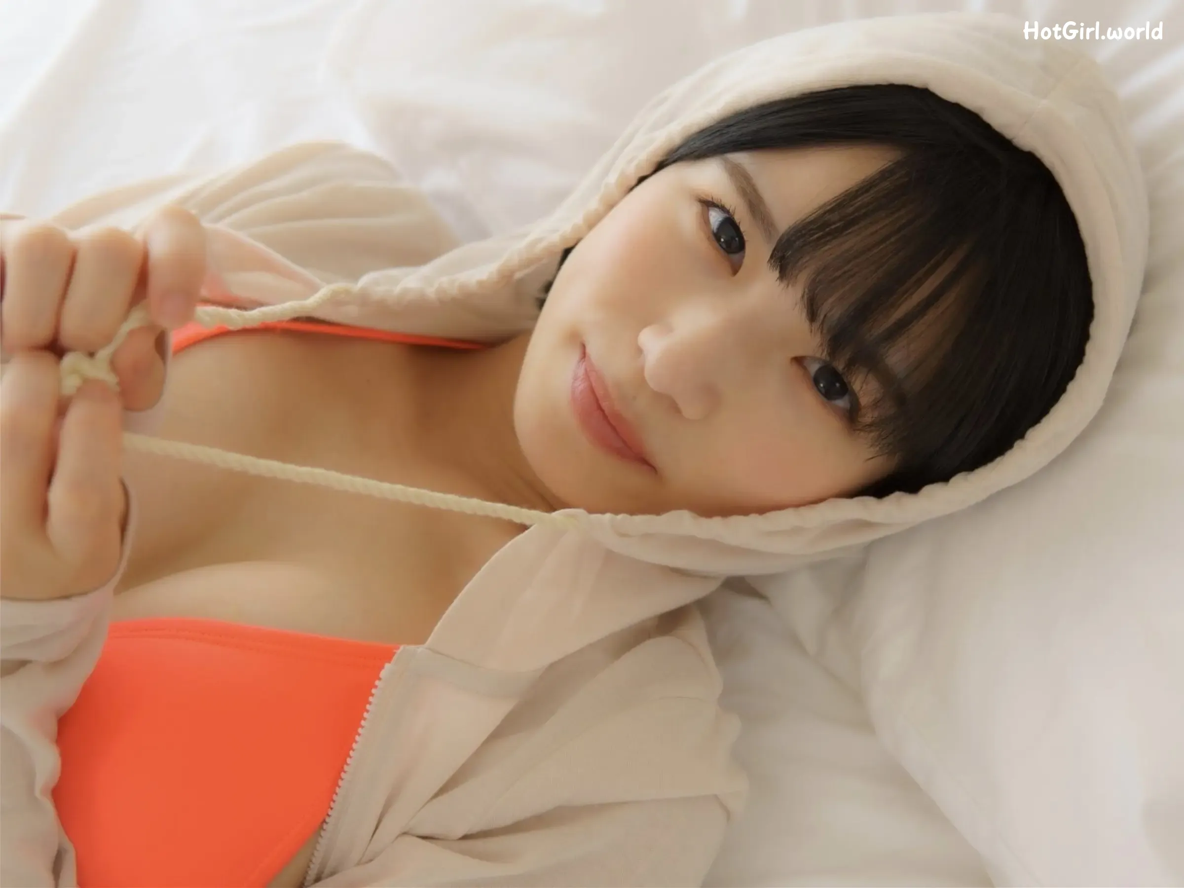 Japanese-Idol-Riina-Murakami-Fetish-Photobook-I-Want-to-Become-Knee-High-Socks-Entertainment-Channel-hotgirl.world-092.webp