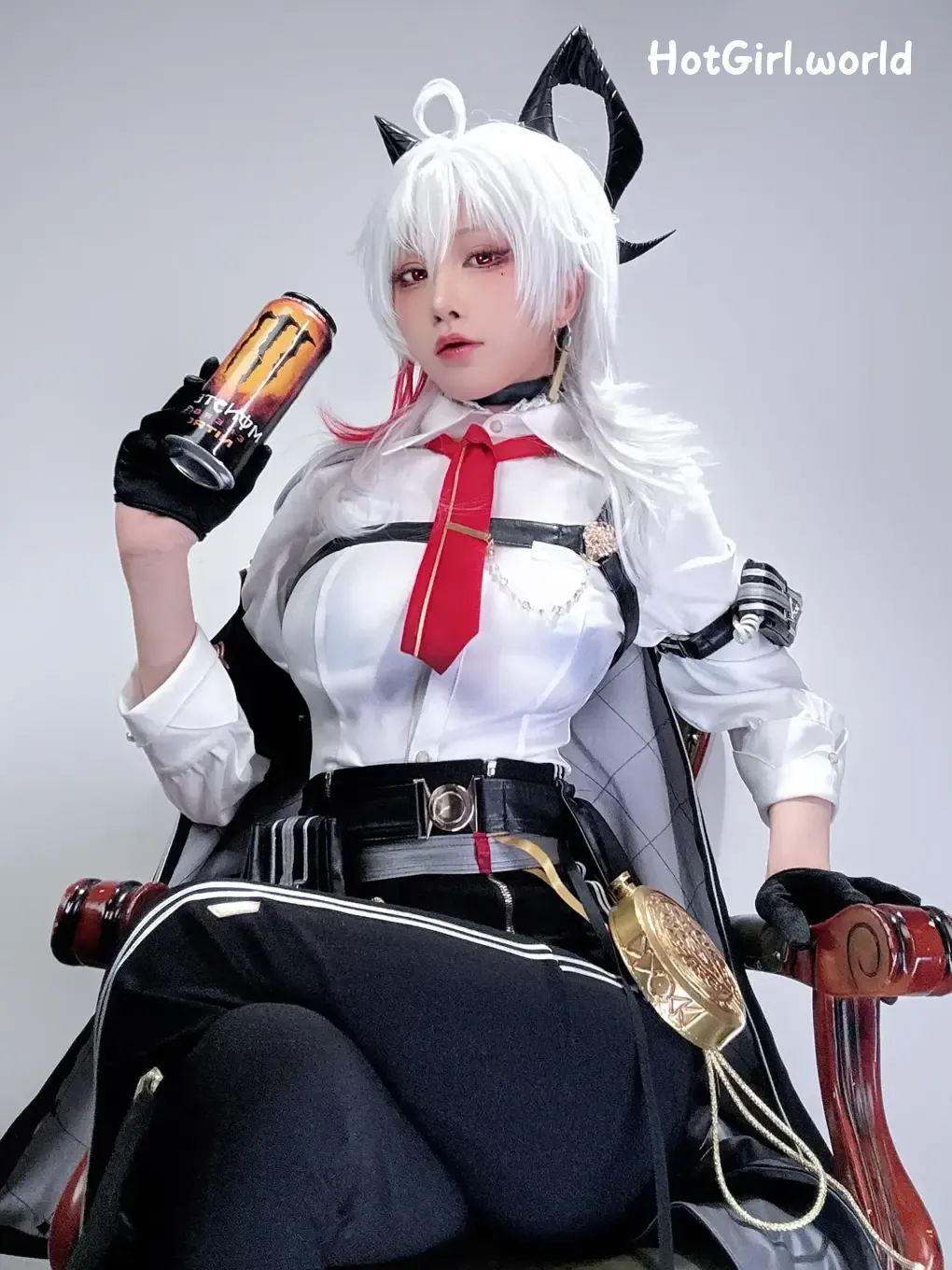 Cosplay-Shui-Miao-Aqua-Zan-Ni-Selfie-hotgirl.world-001.webp