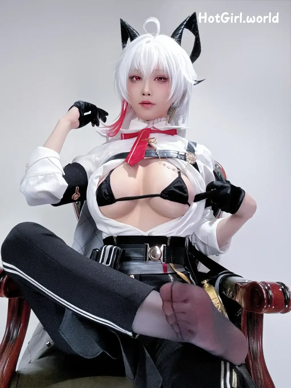 Cosplay-Shui-Miao-Aqua-Zan-Ni-Selfie-hotgirl.world-004.webp