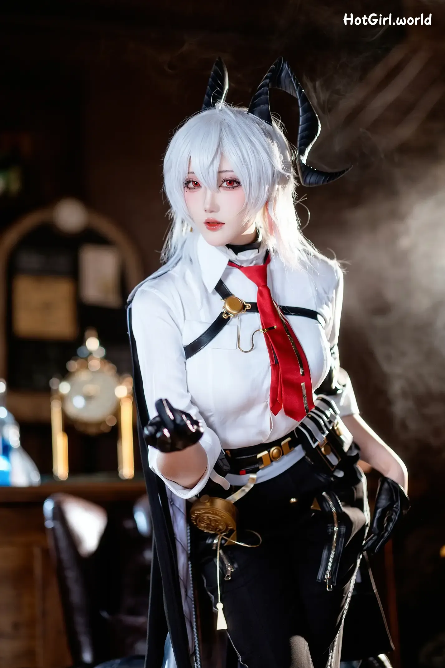 Coser-瓜希酱-鸣潮-赞妮