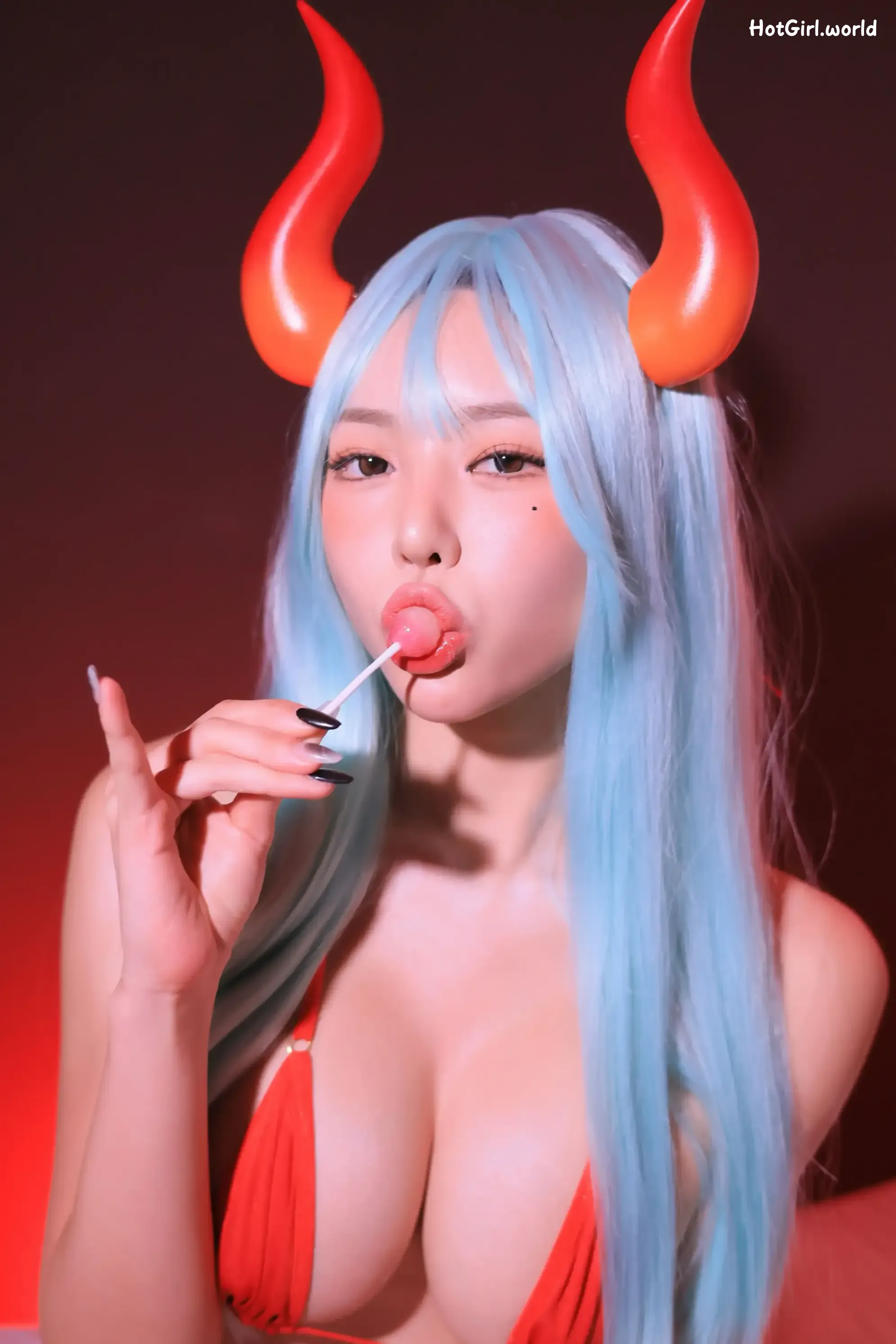 Dongeuran-동그란-Red Succubus