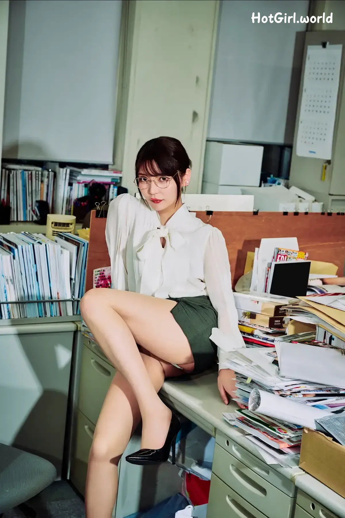 Japanese-Idol-Nitori-Sayaka-FRIDAY-GOLD-A-to-Z-Vol.9-hotgirl.world-004.webp