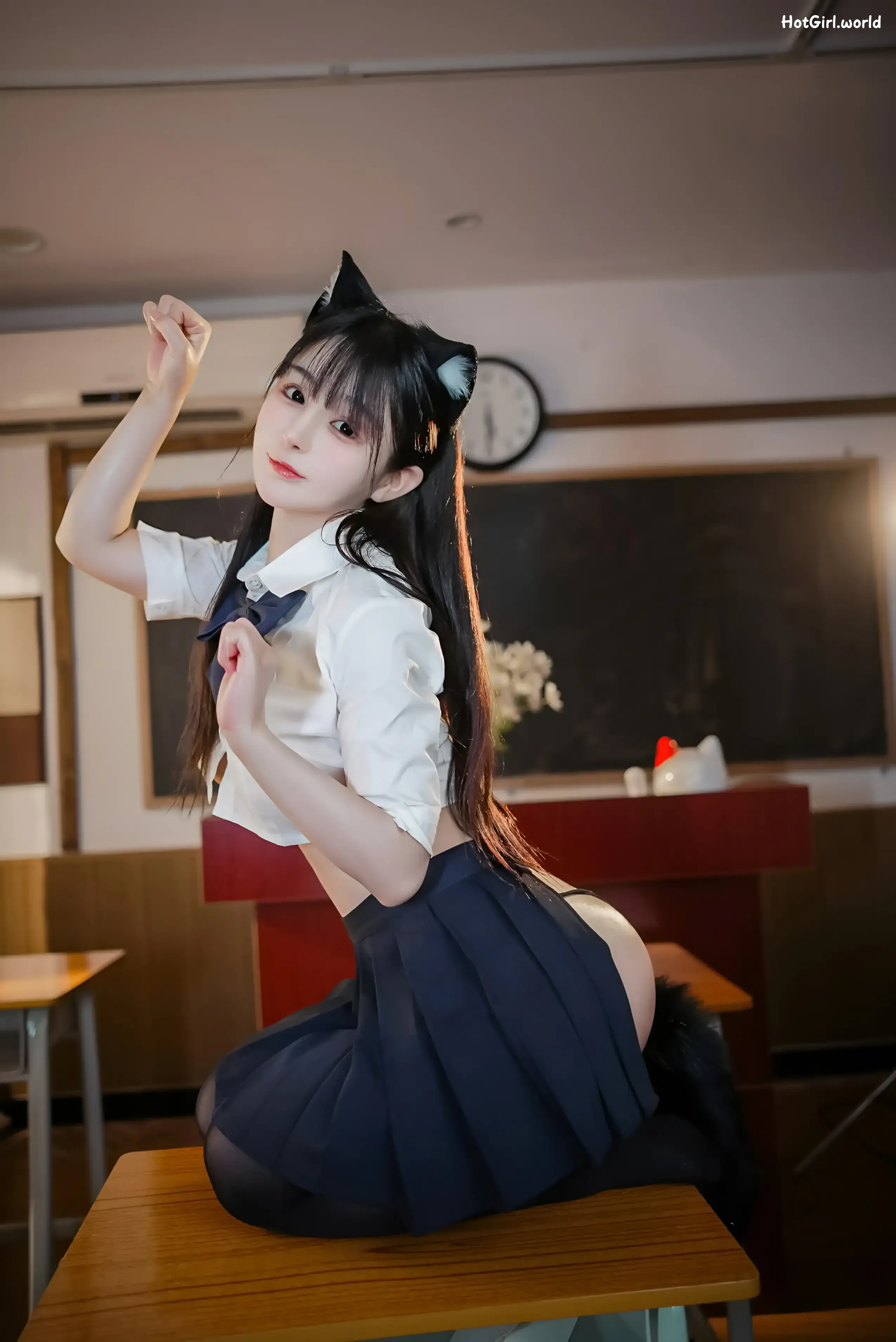 Cosplay-Du-jing-Ningning-JK-Cat-Ear-hotgirl.world-065.webp