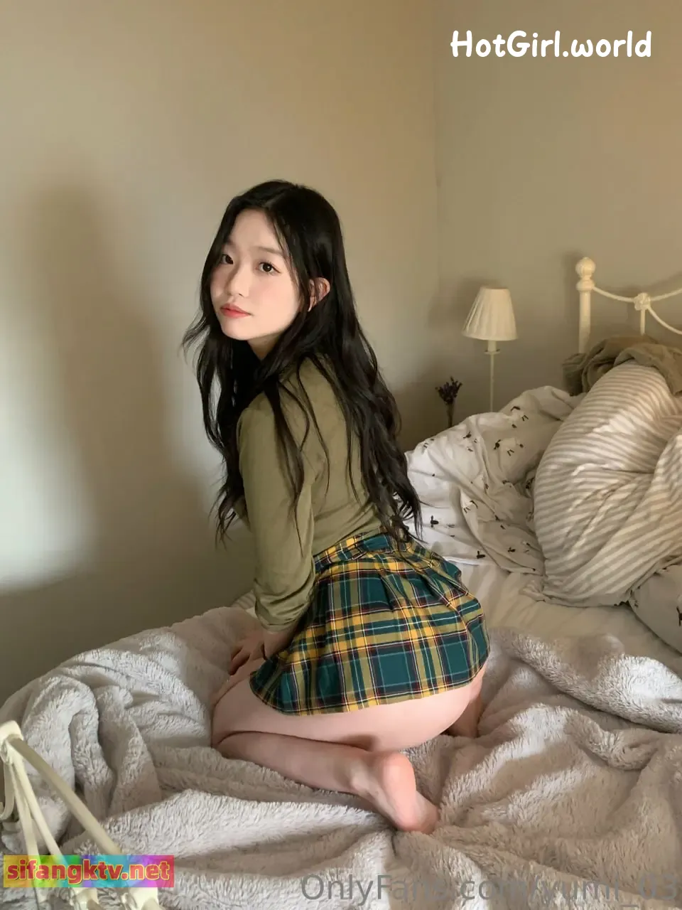 Yumi-Hot-Selfie-Collection-hotgirl.world-160.webp