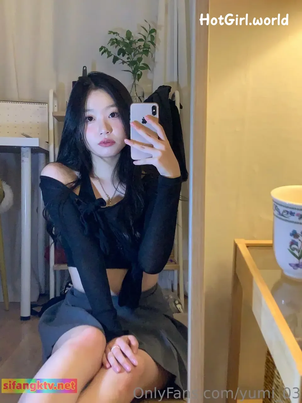 Yumi-Hot-Selfie-Collection-hotgirl.world-172.webp