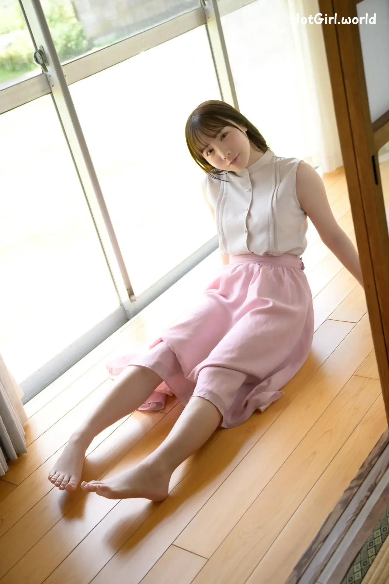Japanese-Idol-Ao-Ebisaki-FRIDAY-Digital-Photo-Book-Freshly-picked-G-Cup-Vol.1-hotgirl.world-056.webp