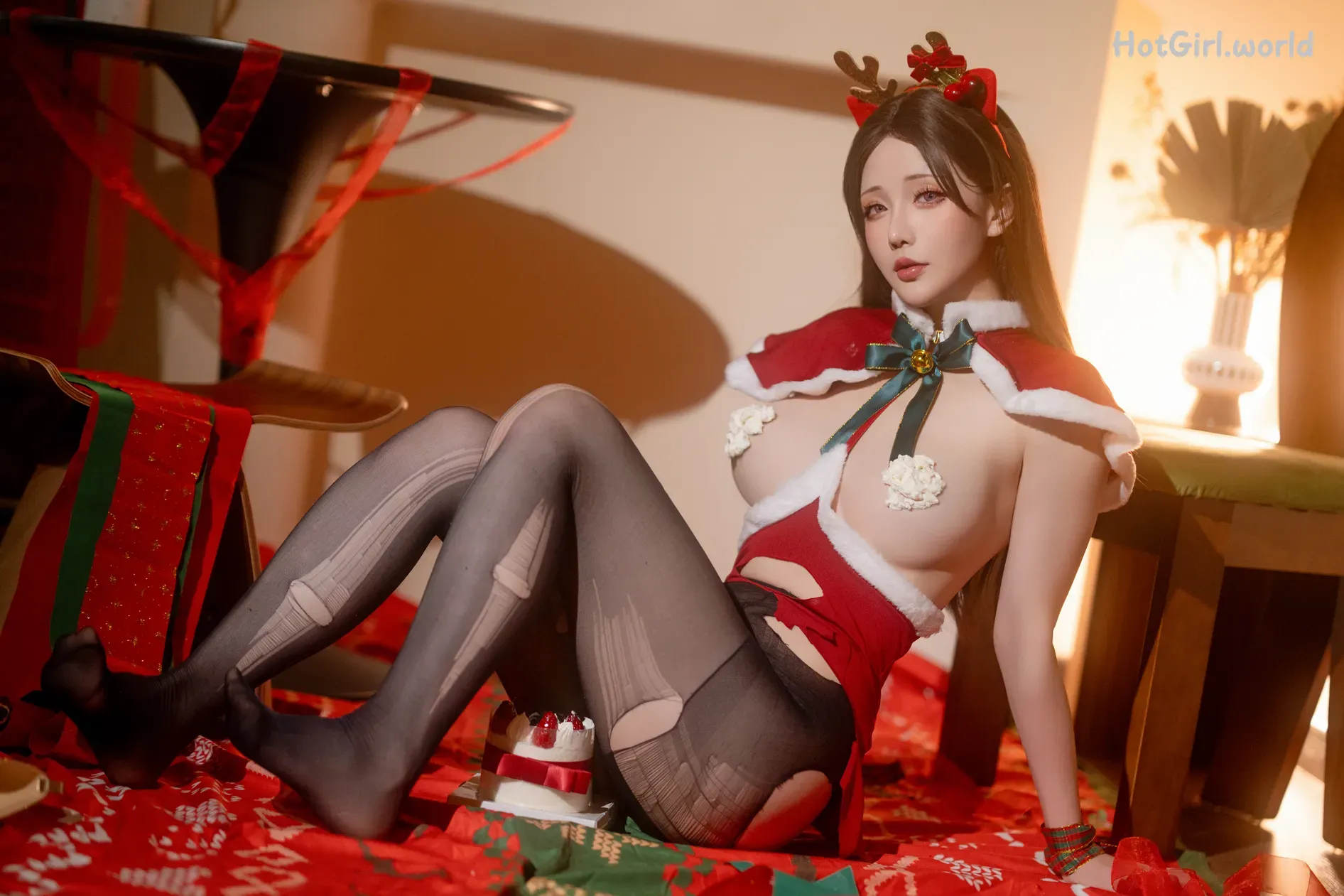 Coser-Hoshilily-2024-hotgirl.world-004.webp