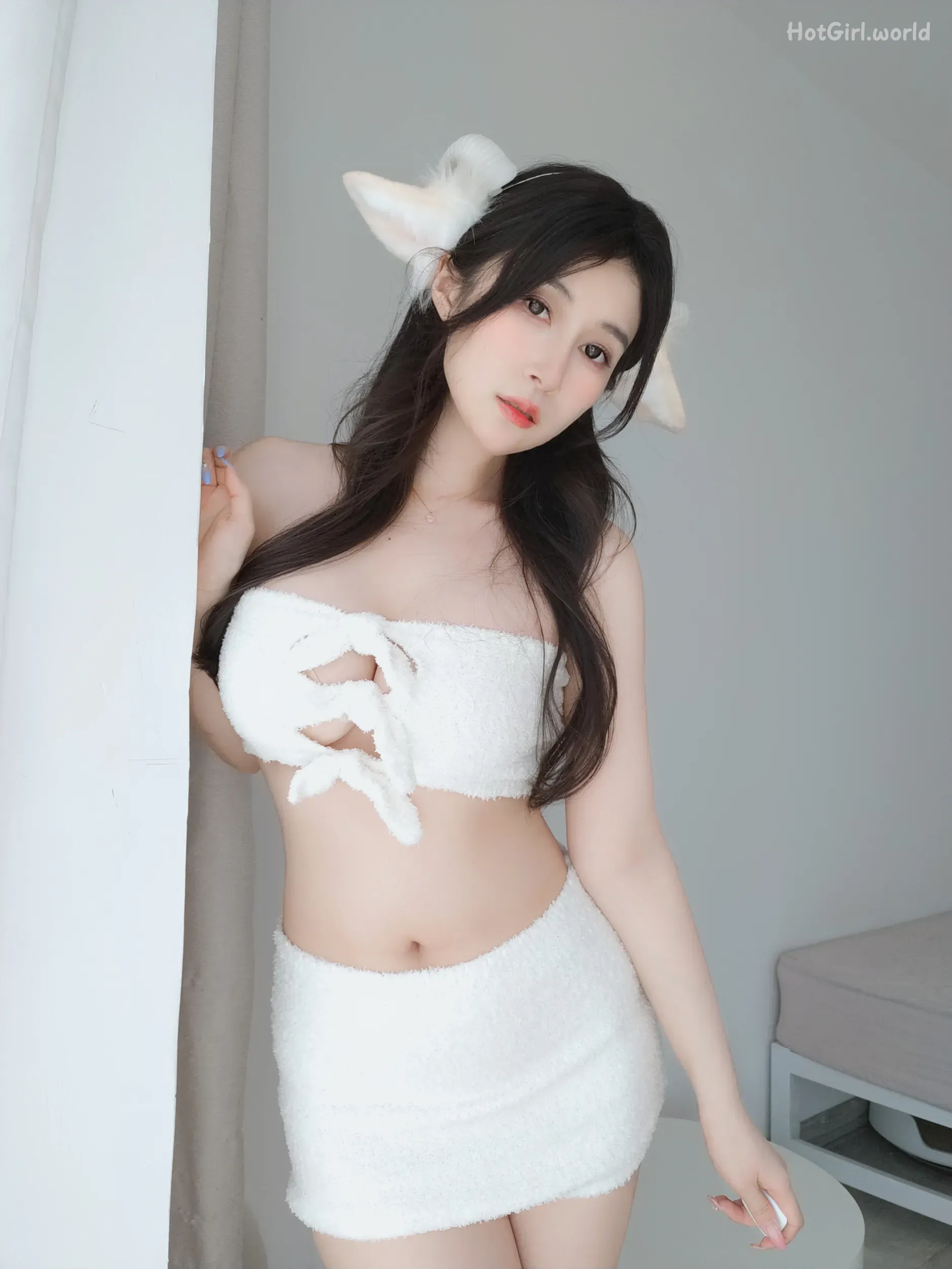 Coser-baiyin811-20231122-hotgirl.world-202.webp