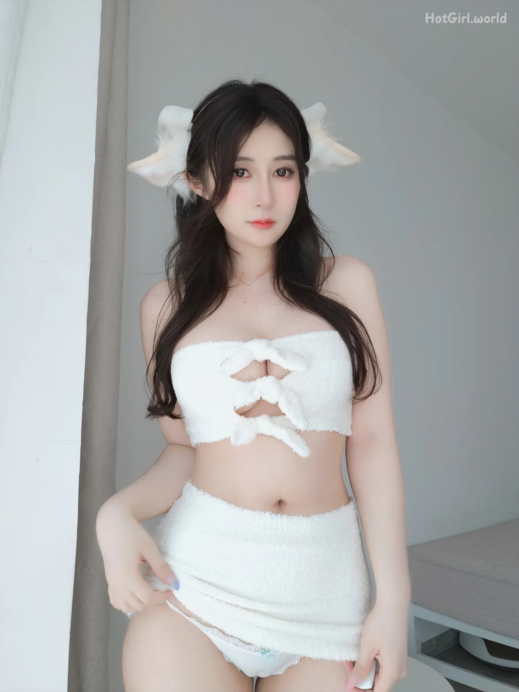 Coser-baiyin811-20231122-hotgirl.world-204.webp