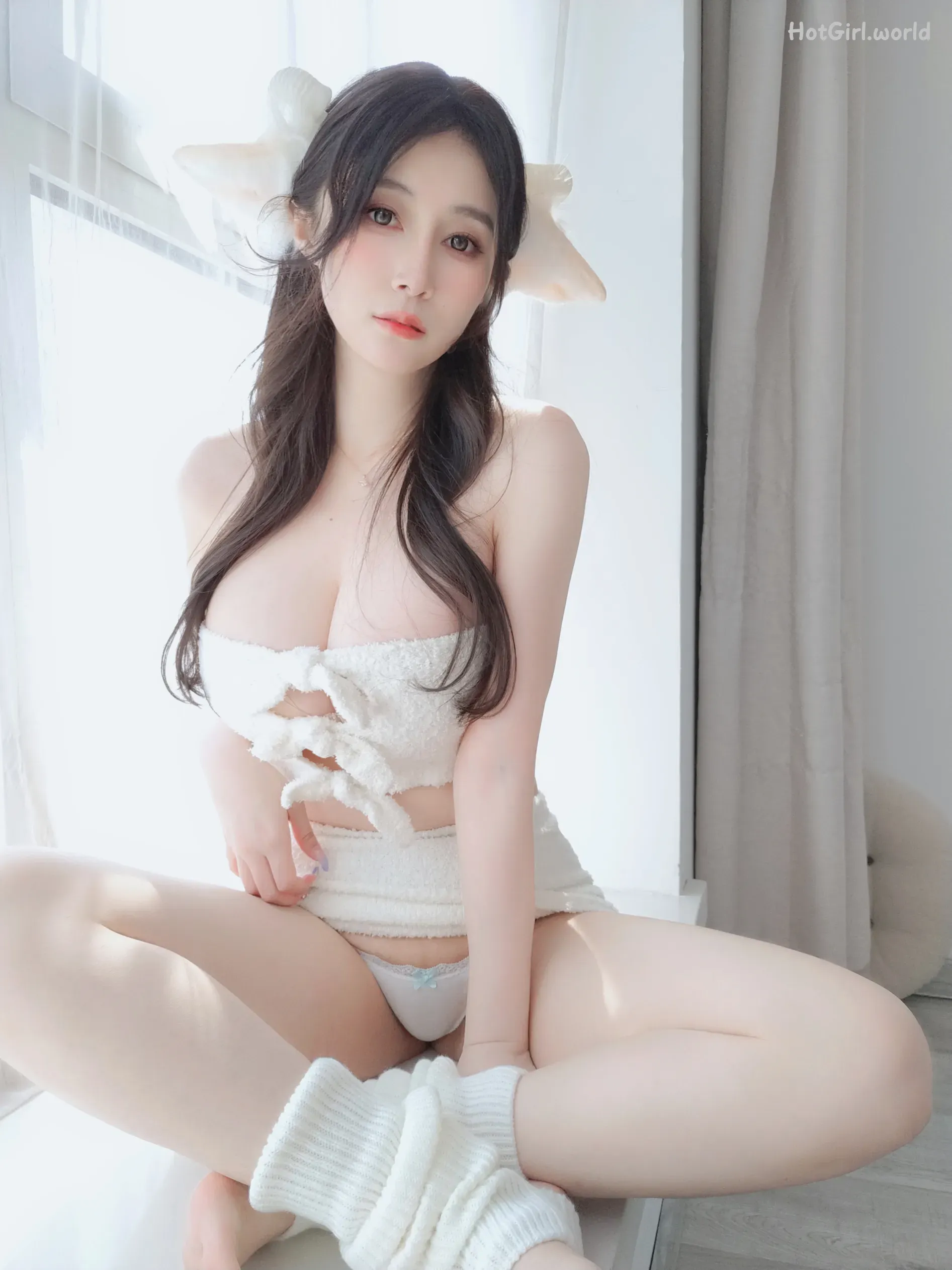 Coser-baiyin811-20231122-hotgirl.world-205.webp
