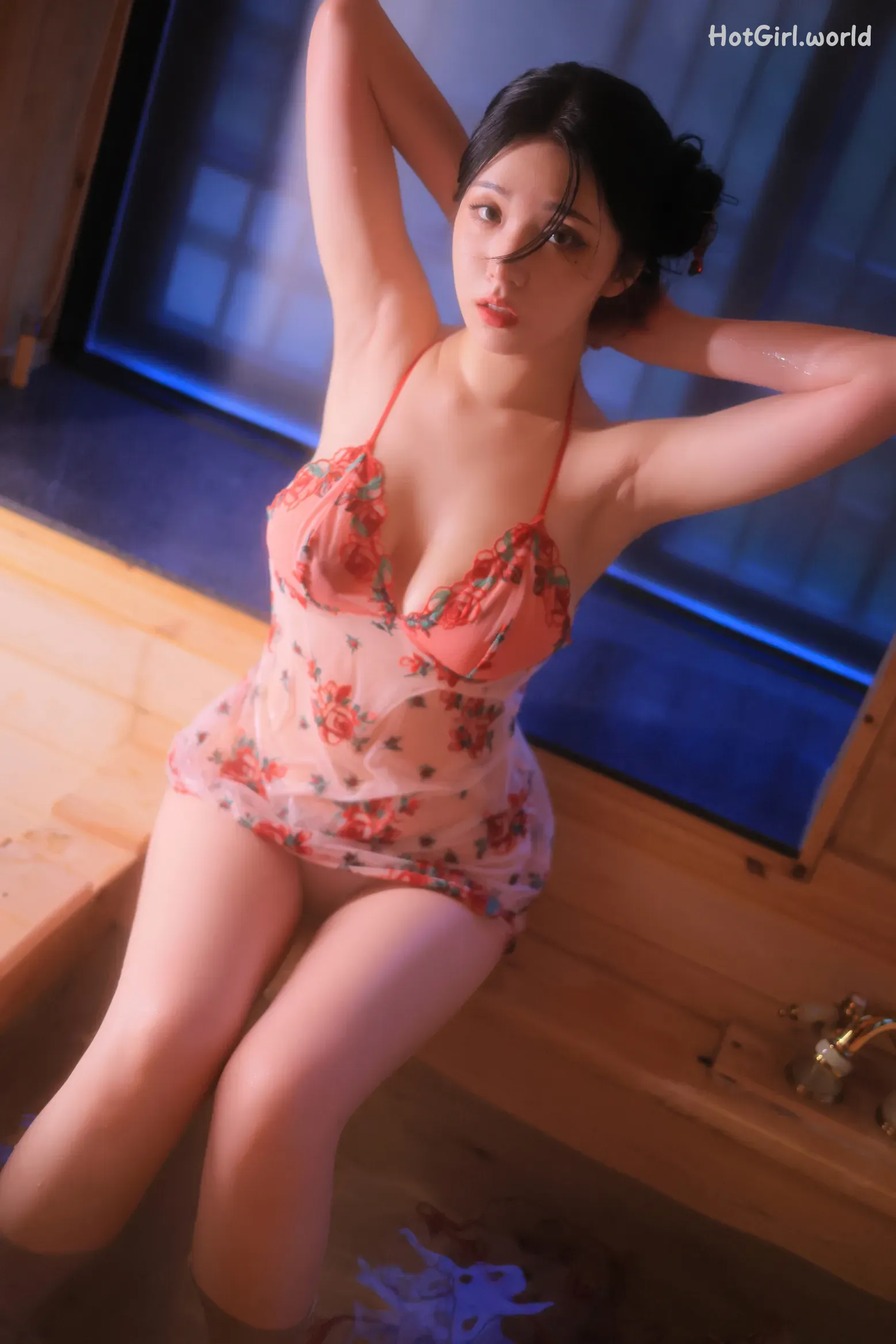 Yeon-Woo-Heat-hotgirl.world-120.webp