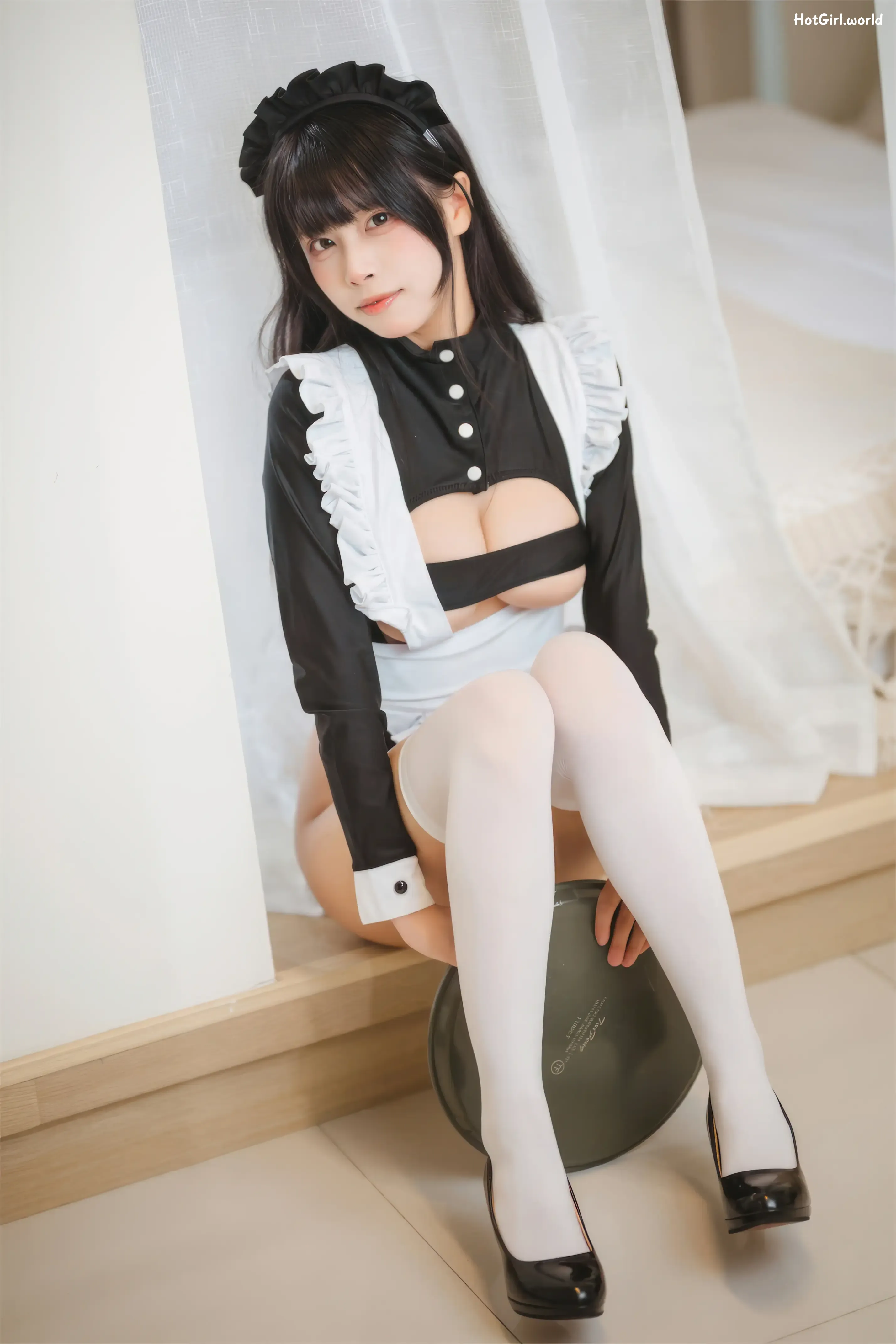 Coser-三無人型-高叉女仆